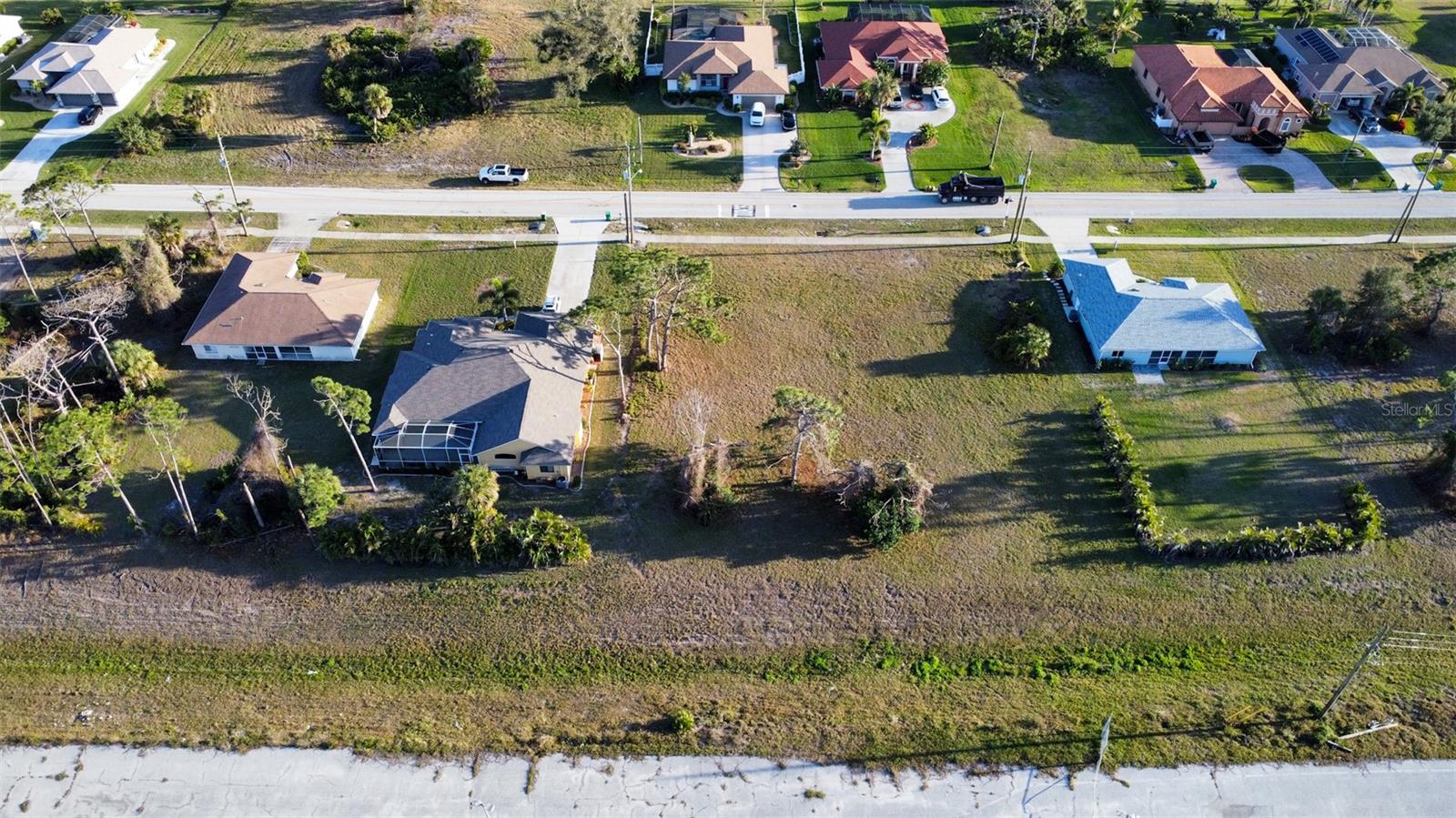 Image 4 of 5 For 489 Boundary