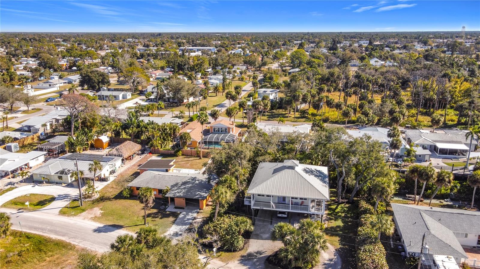 Image 40 of 46 For 211 Winson Avenue