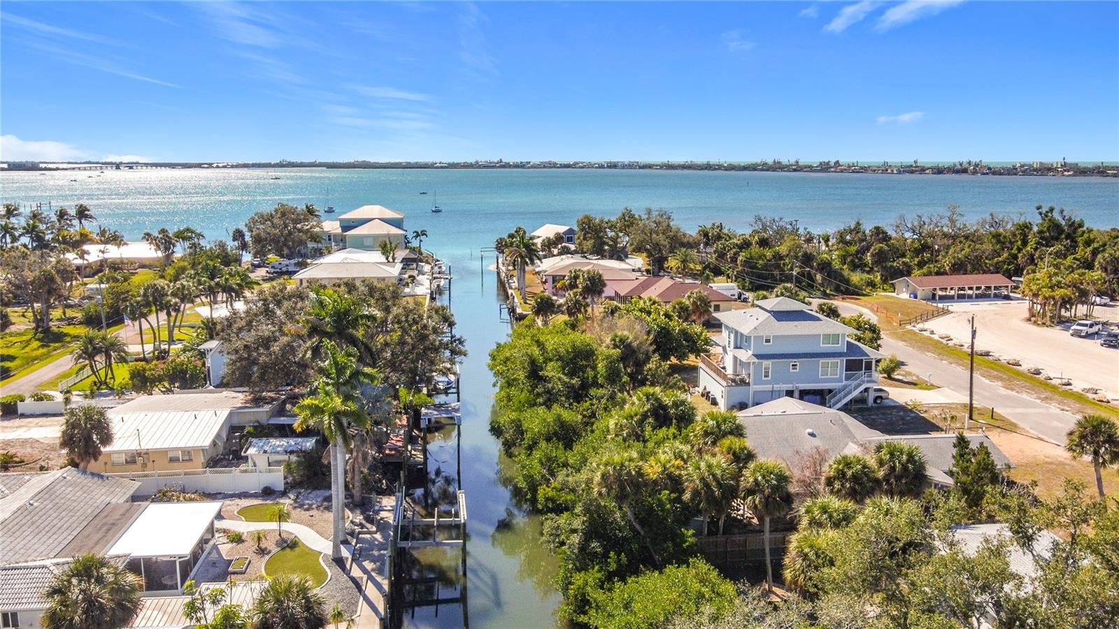 Image 46 of 46 For 211 Winson Avenue