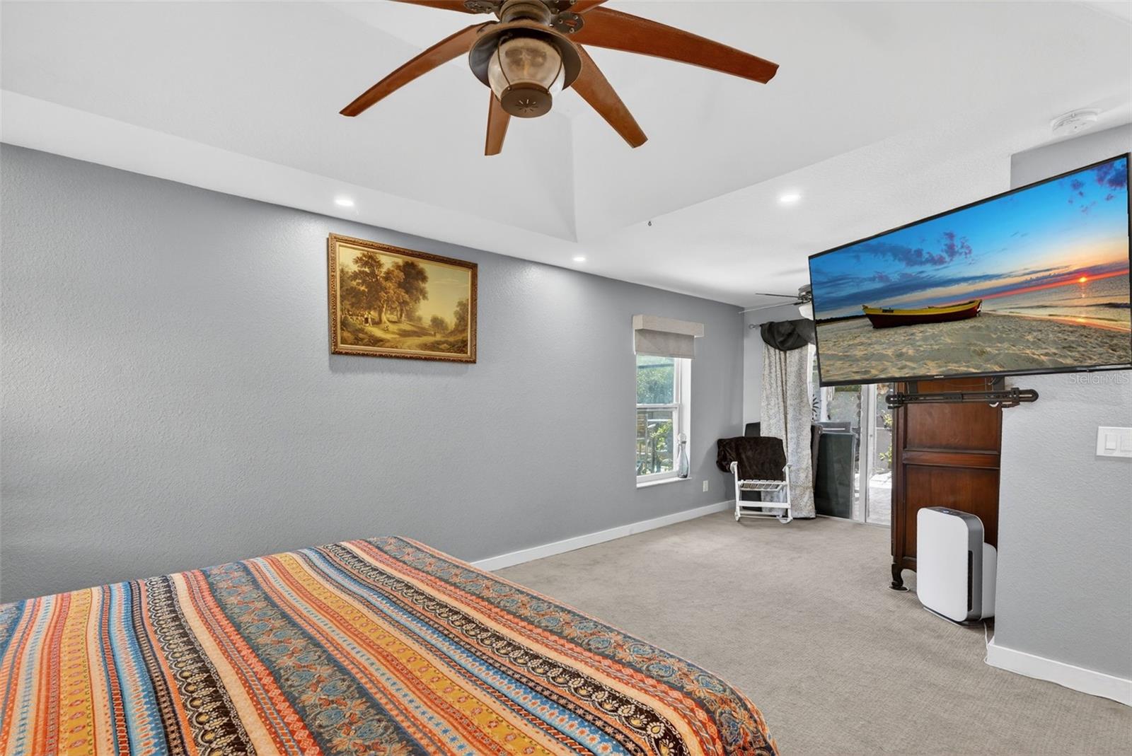 Listing photo id 19 for 113 Sesame Road W