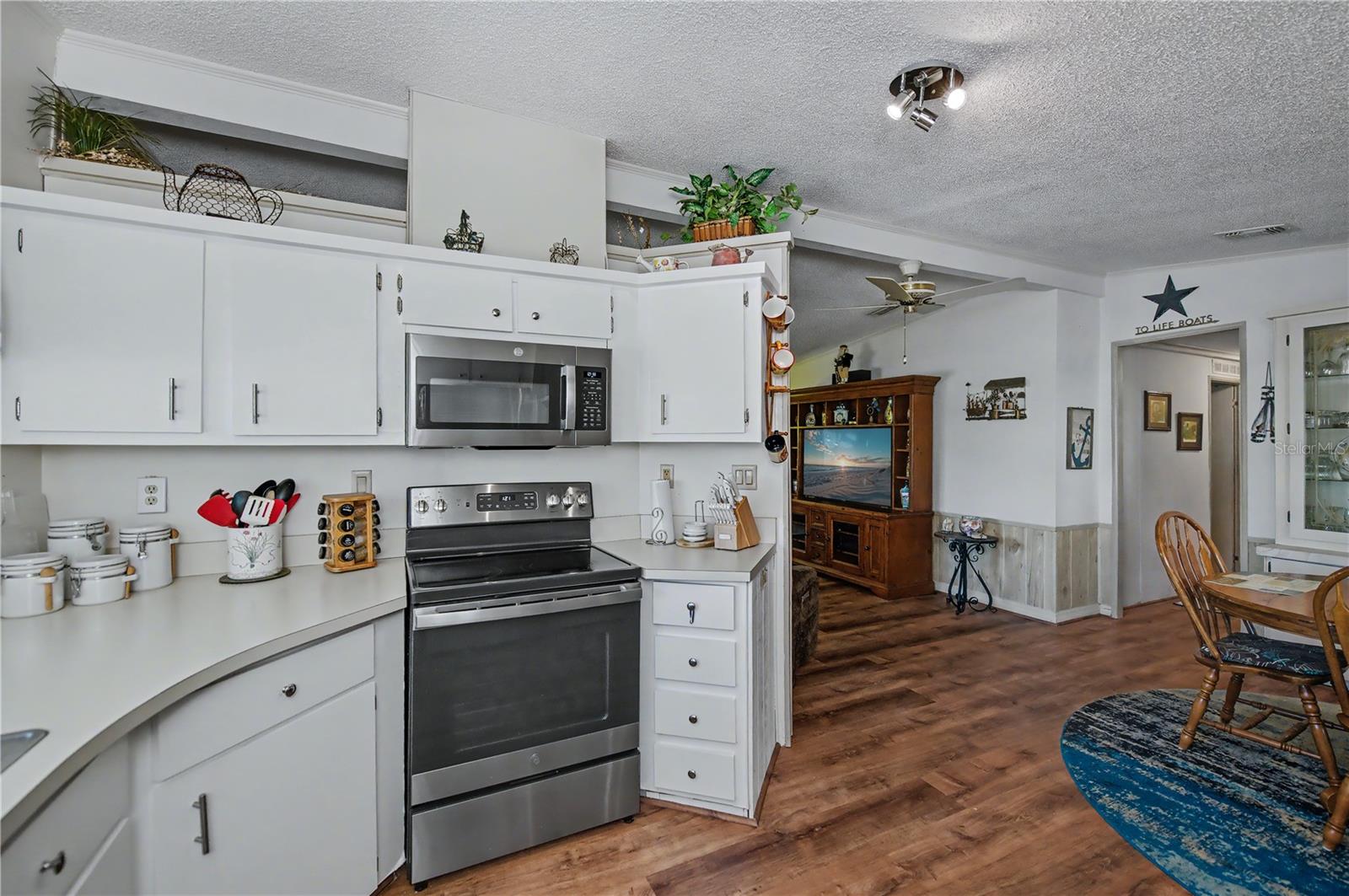 Image 12 of 45 For 750 Portwine Court