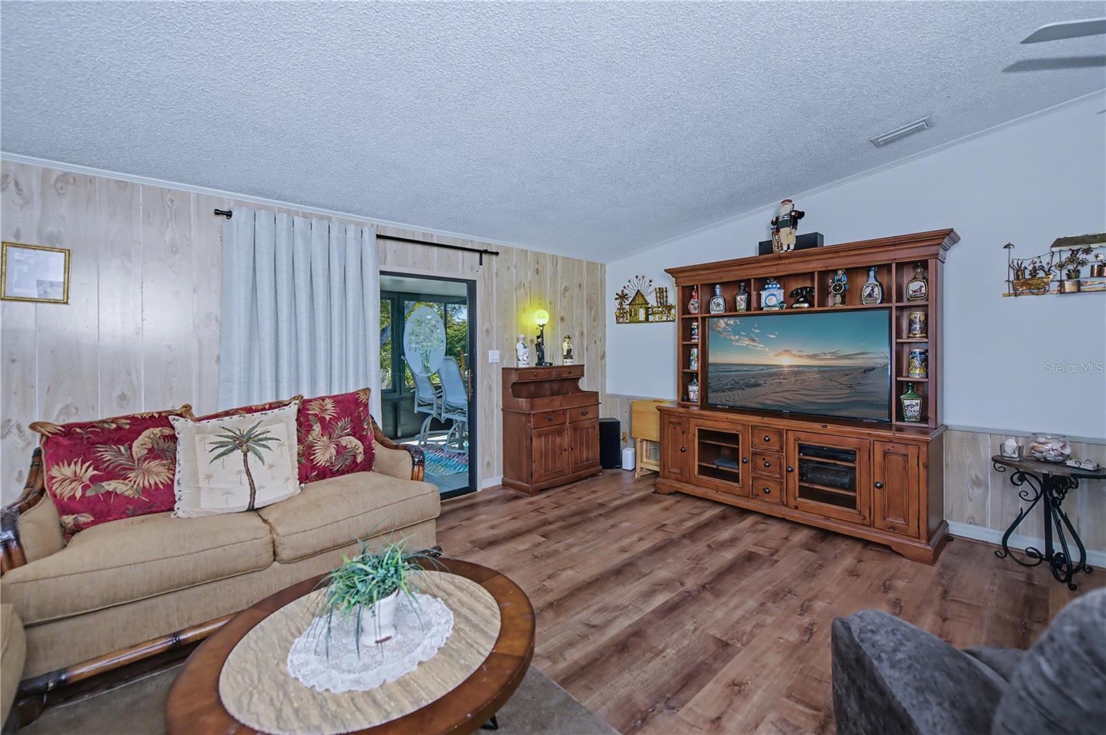 Image 17 of 45 For 750 Portwine Court