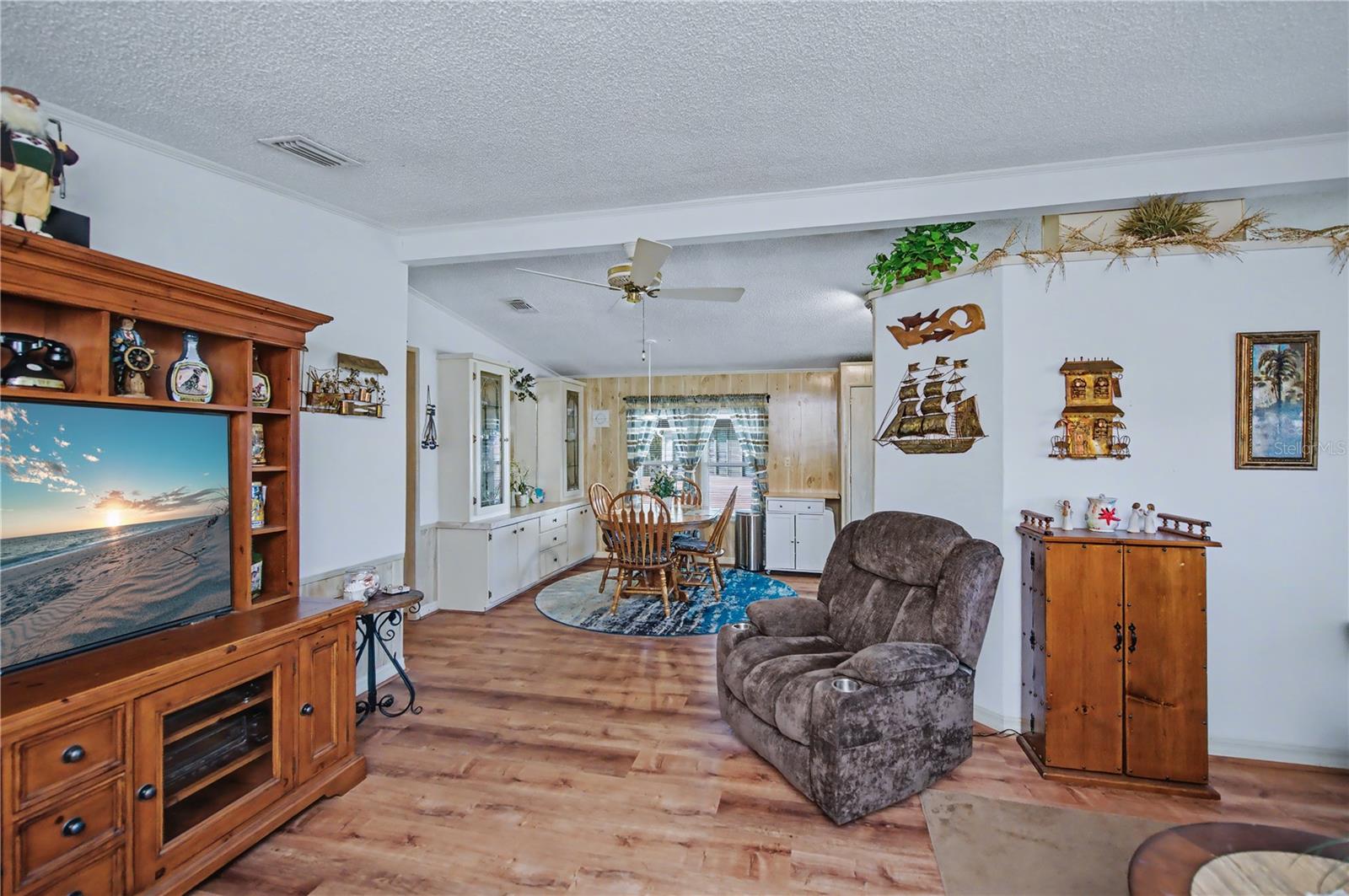 Image 18 of 45 For 750 Portwine Court