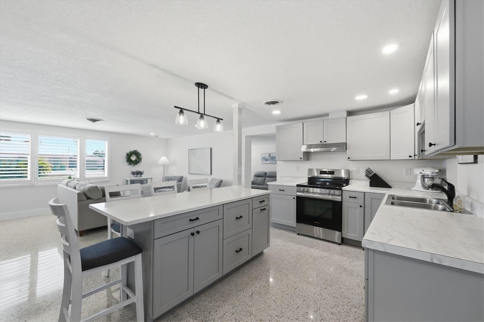 Image 11 of 43 For 2090 Pennsylvania Avenue