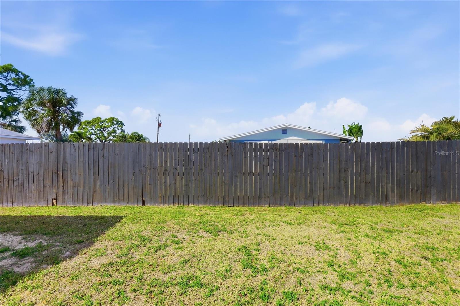 Image 24 of 43 For 2090 Pennsylvania Avenue