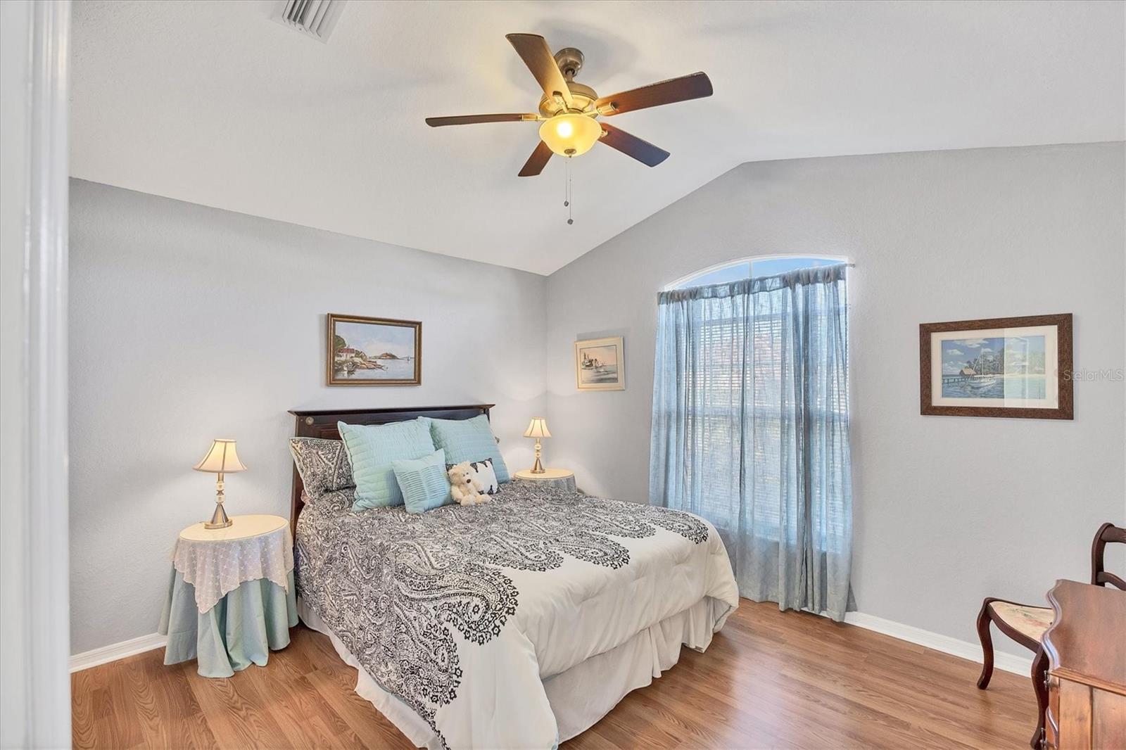 Image 18 of 43 For 2984 Royal Palm Drive