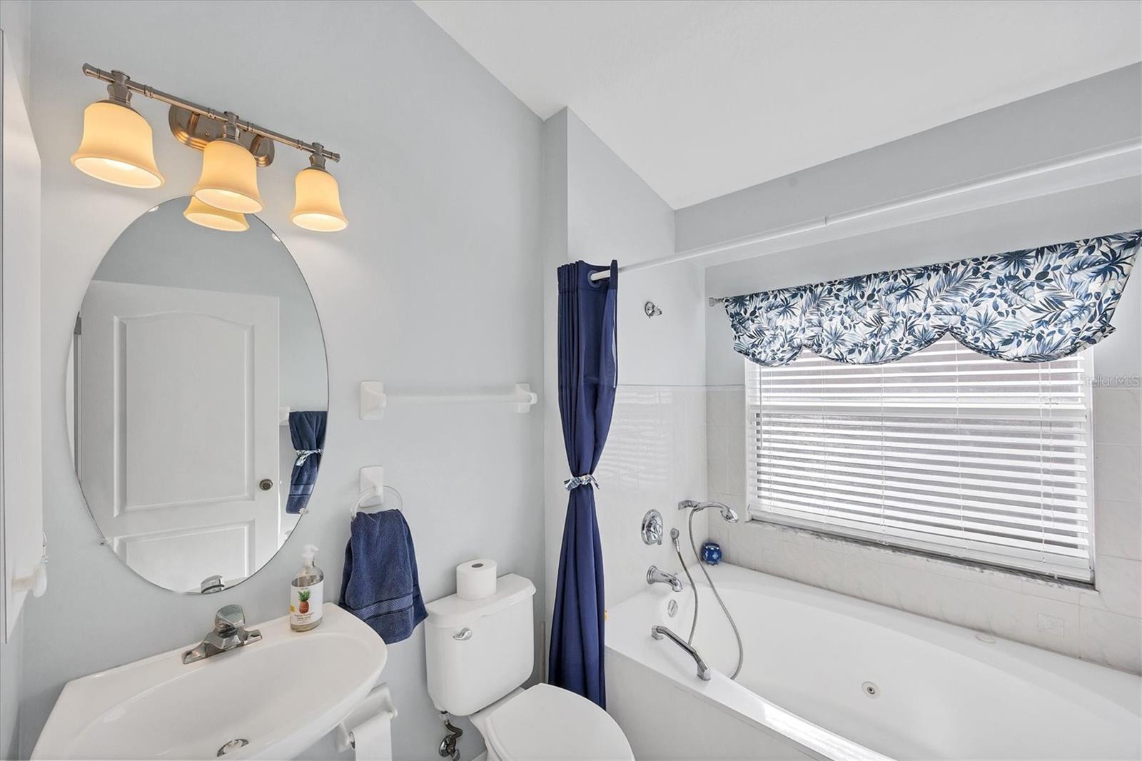 Image 20 of 43 For 2984 Royal Palm Drive