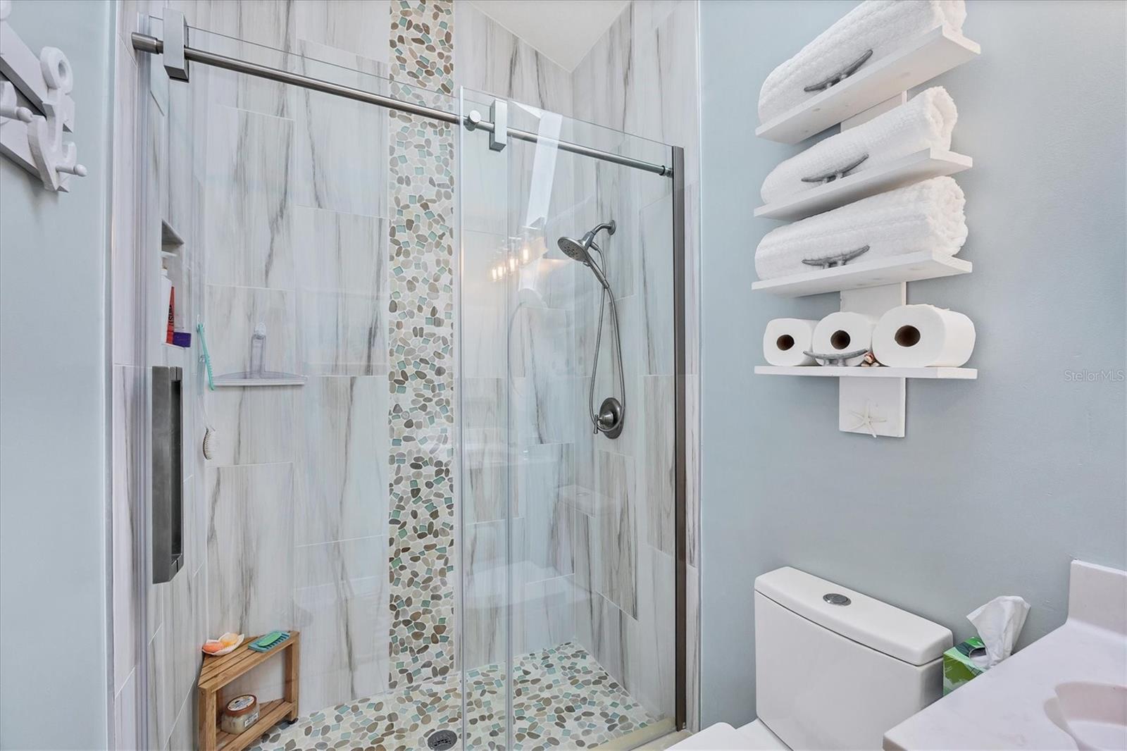 Image 15 of 46 For 11 Amberjack Lane