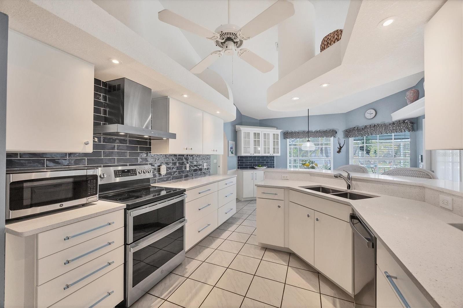 Image 27 of 46 For 11 Amberjack Lane