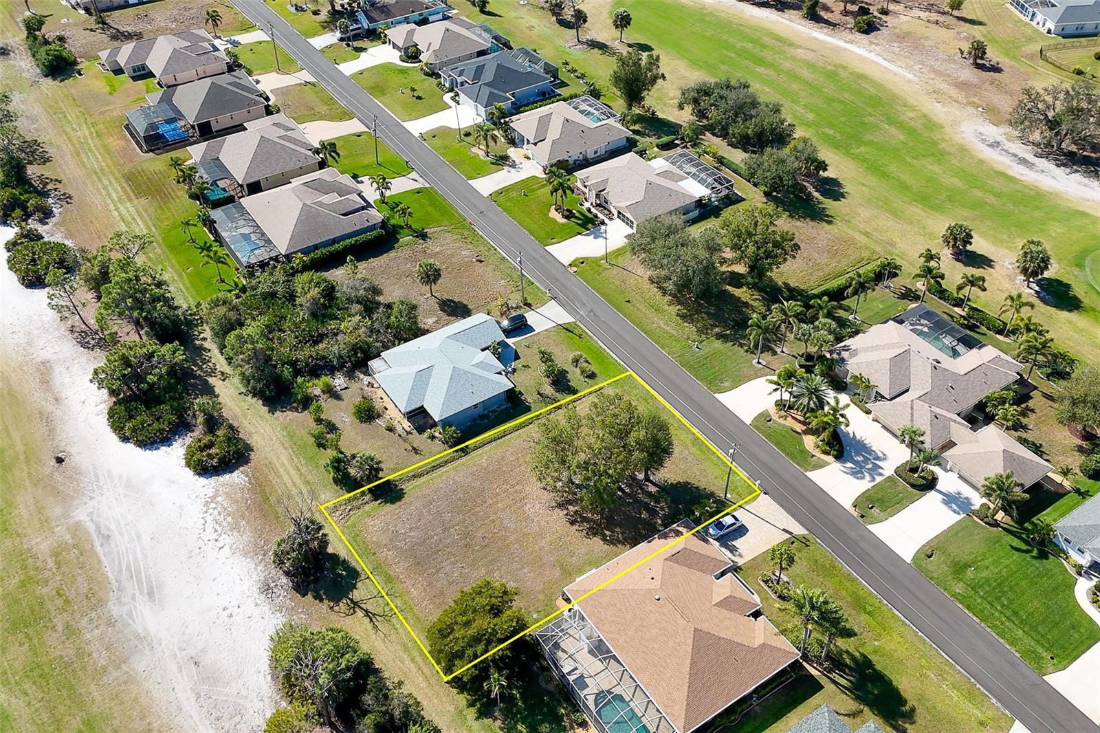 Image 5 of 8 For 70 Pinehurst Place