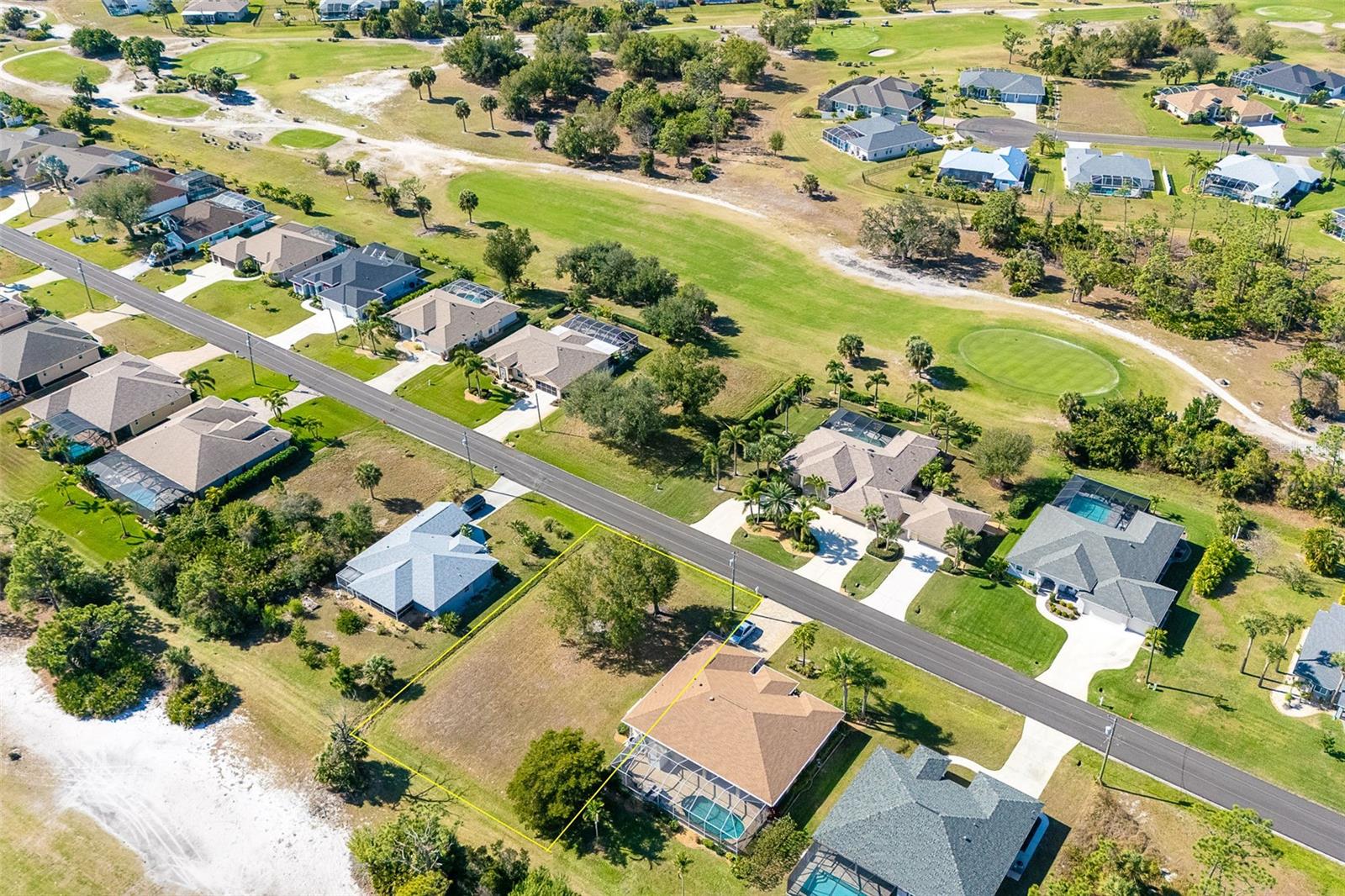 Image 6 of 8 For 70 Pinehurst Place