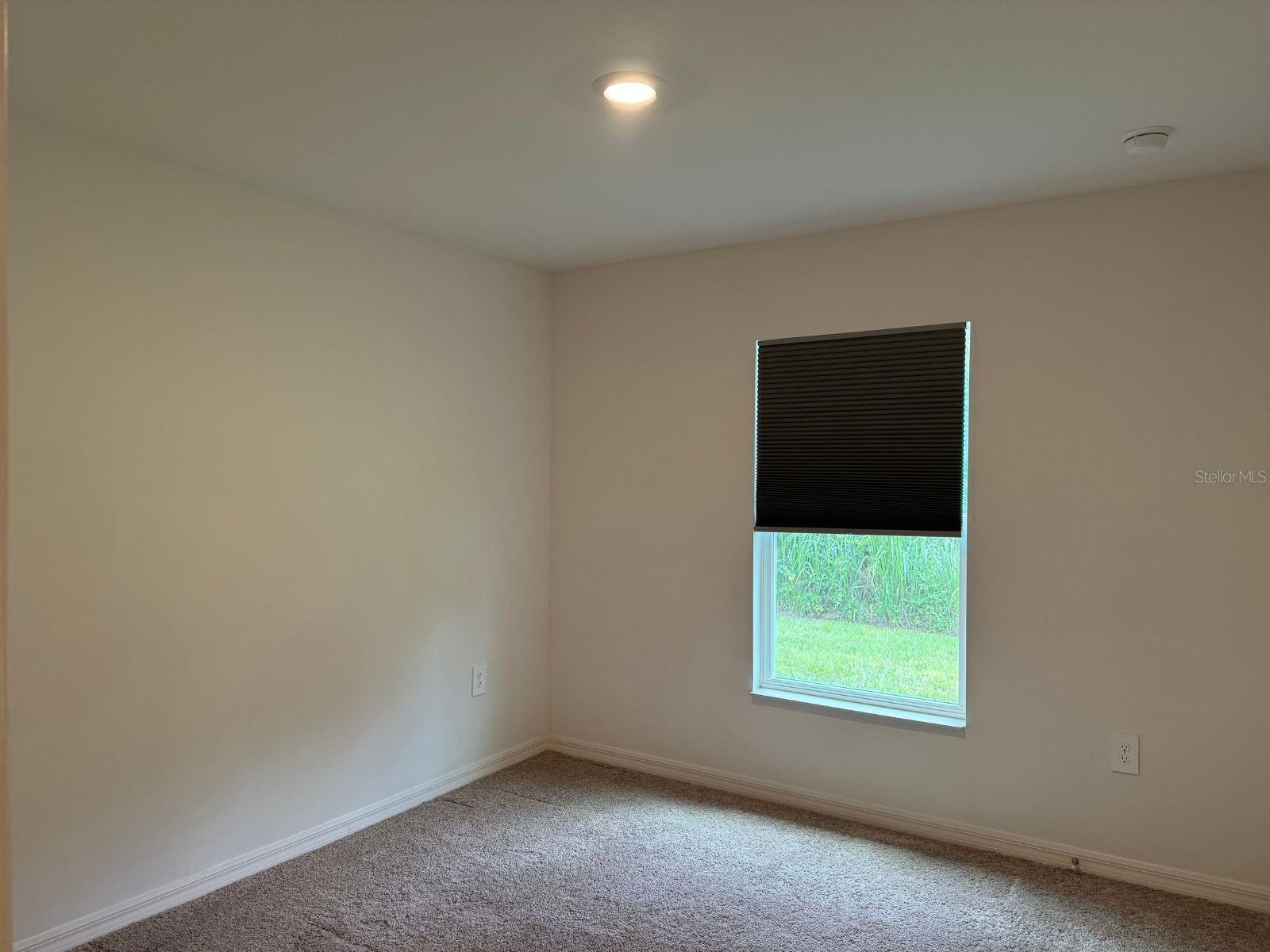 Image 13 of 19 For 2082 Chamberlain Boulevard