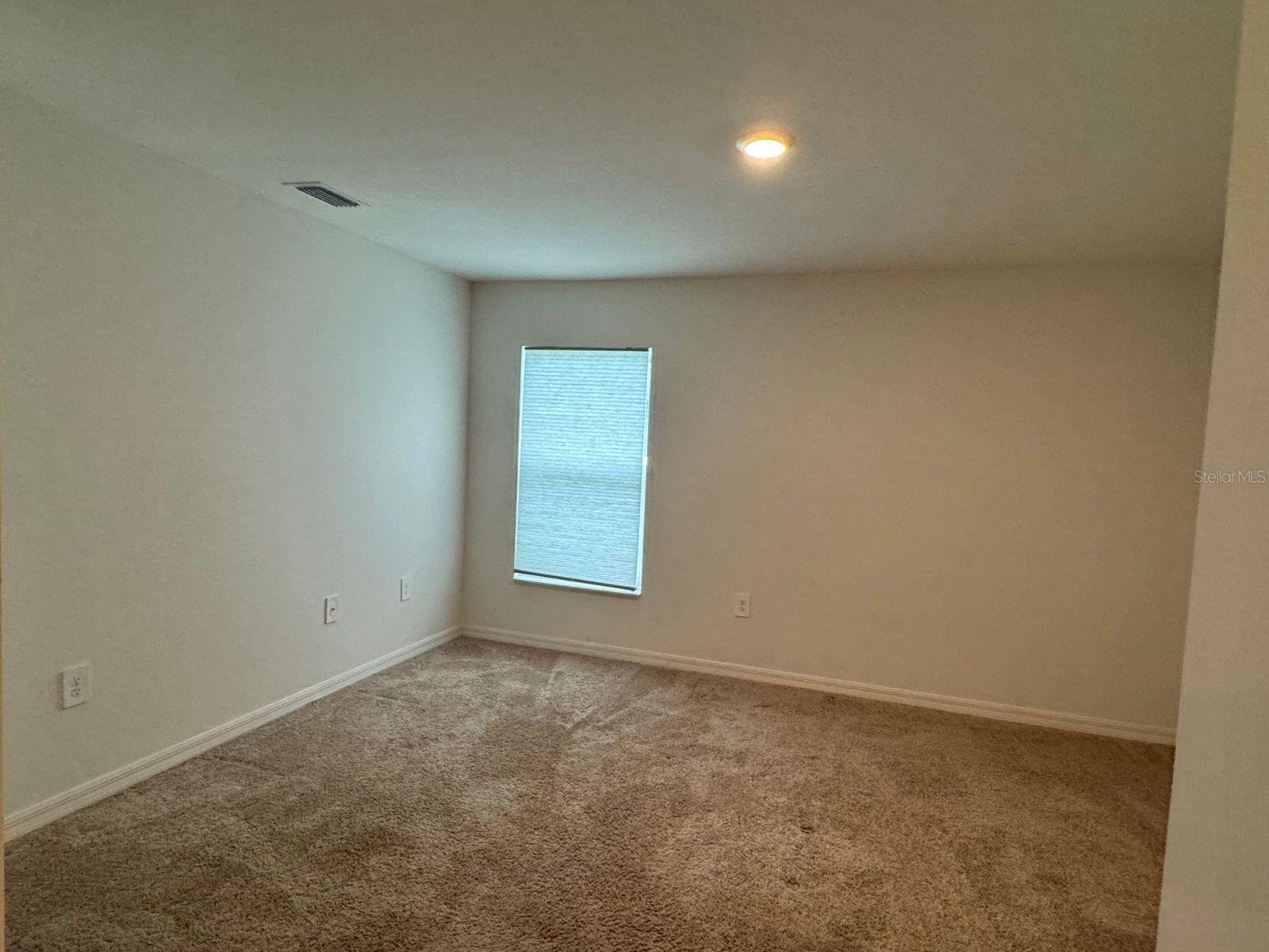 Image 14 of 19 For 2082 Chamberlain Boulevard