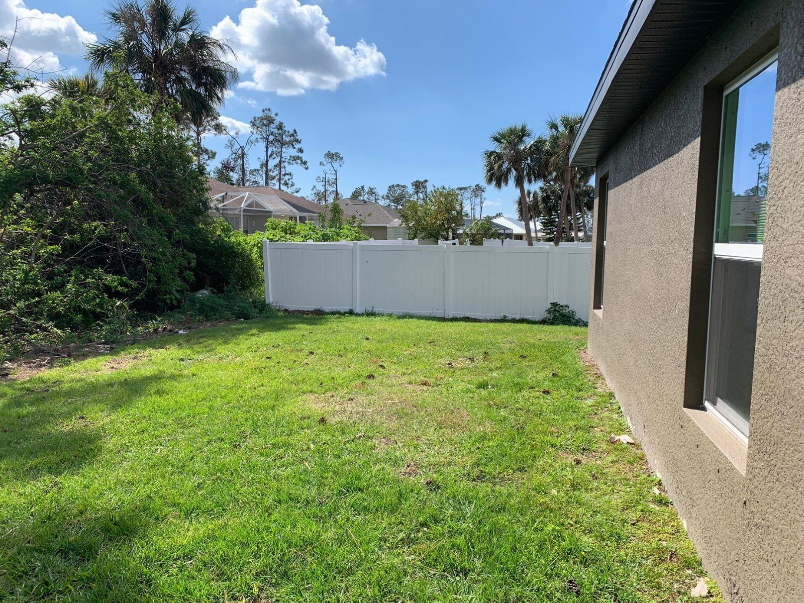 Image 19 of 19 For 2082 Chamberlain Boulevard