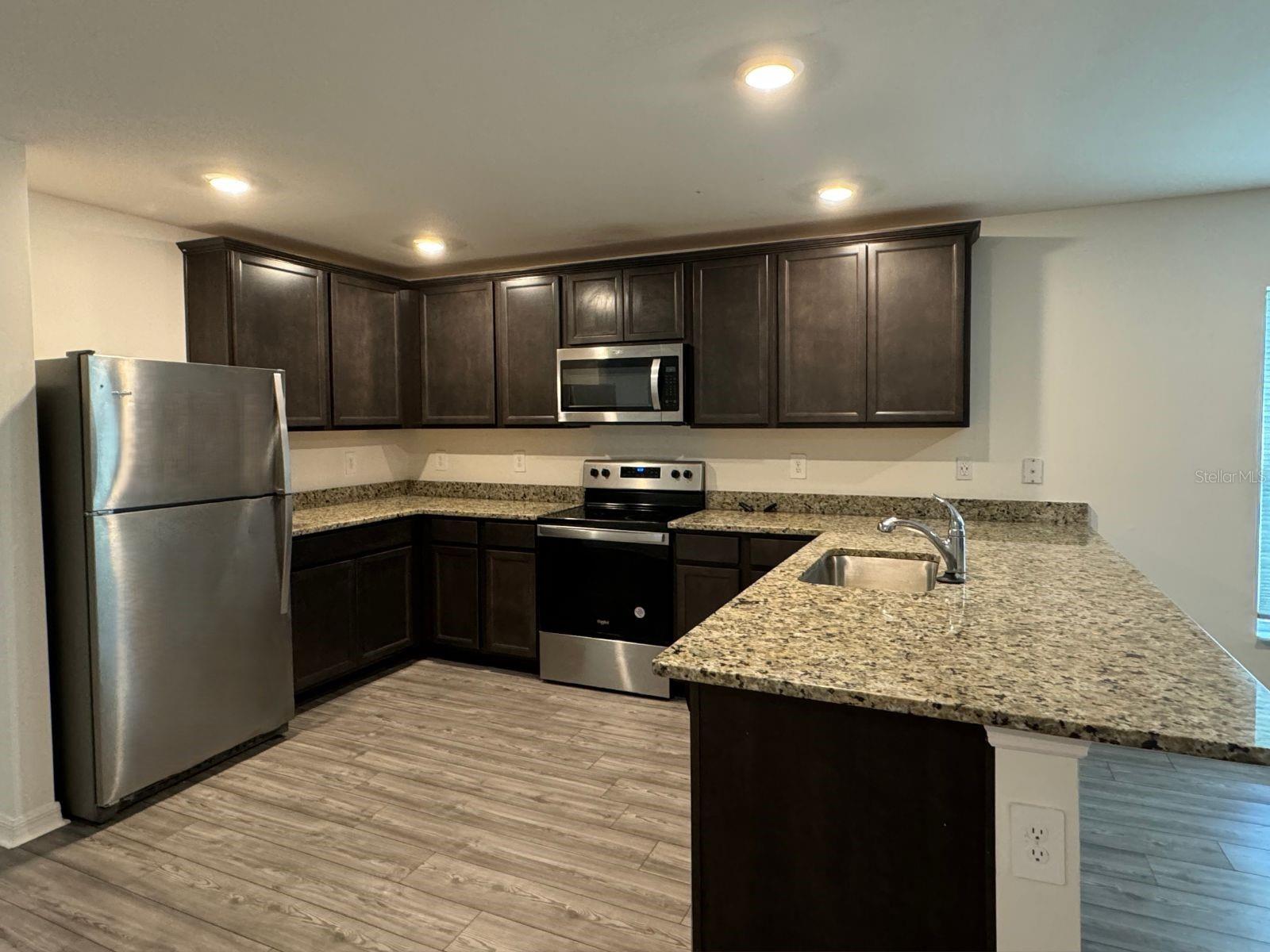 Image 5 of 19 For 2082 Chamberlain Boulevard