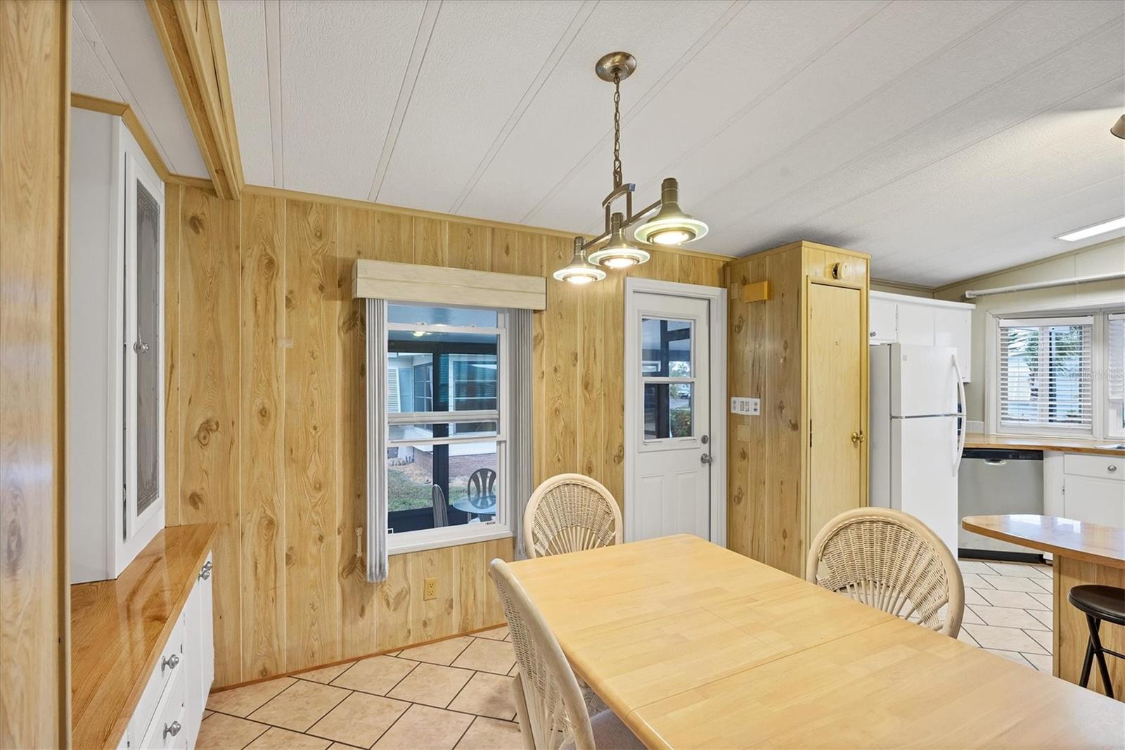 Image 12 of 41 For 745 Portwine Court