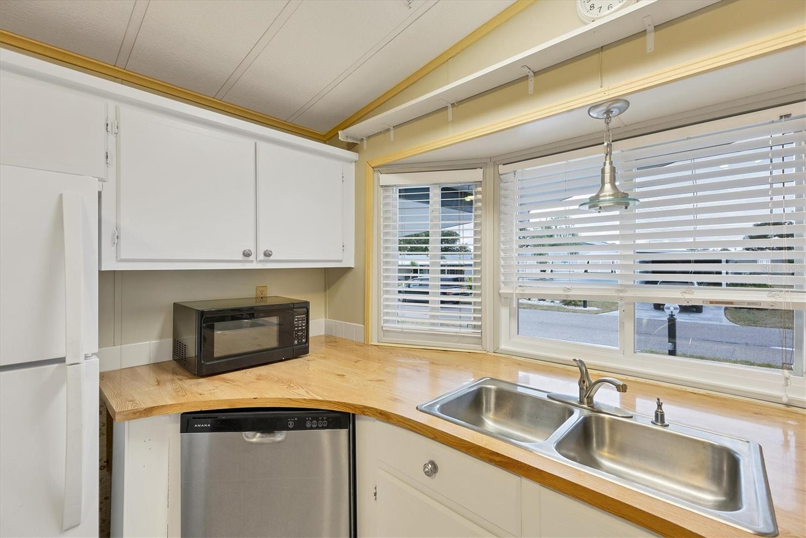 Image 18 of 41 For 745 Portwine Court