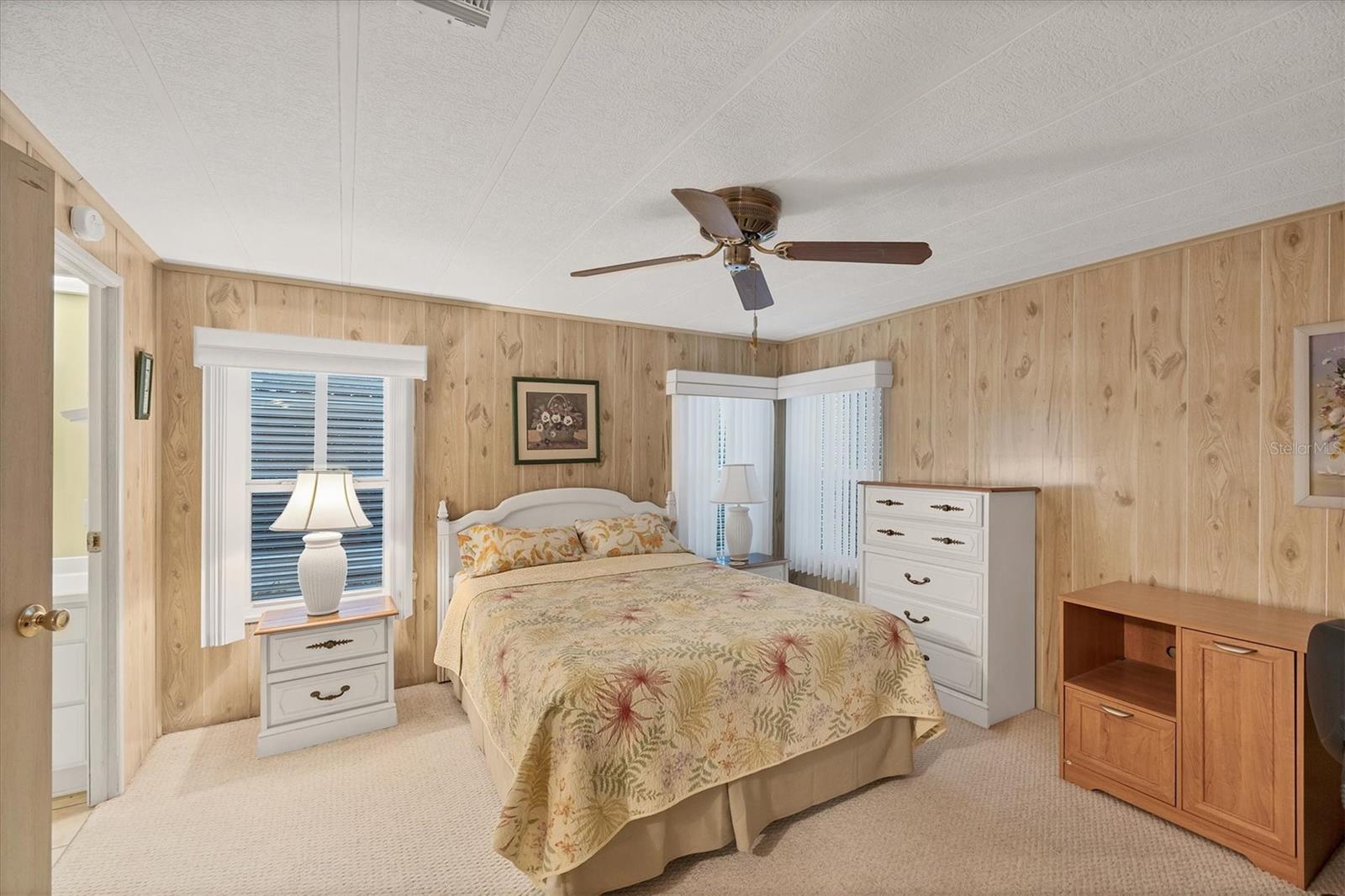 Image 21 of 41 For 745 Portwine Court