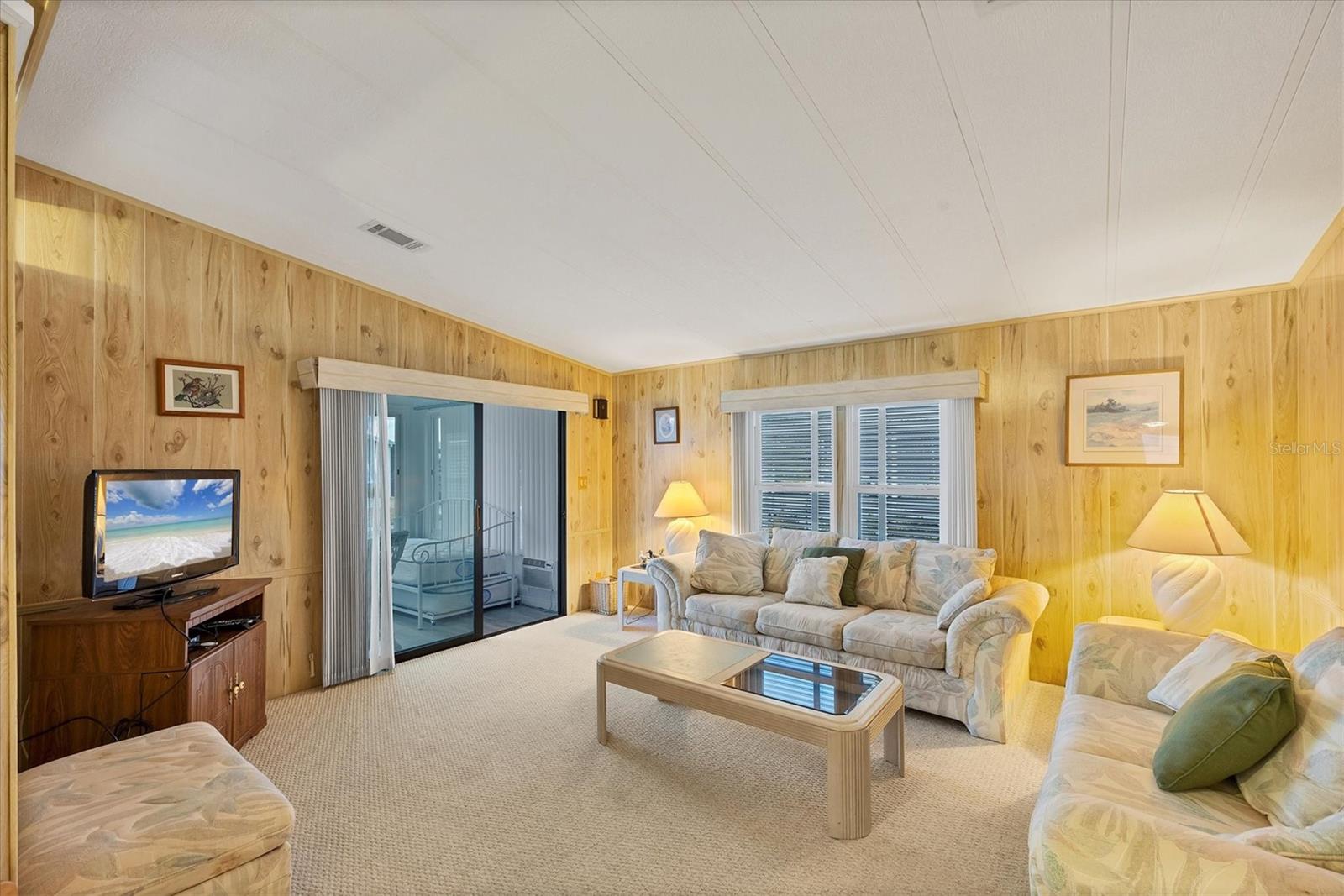 Image 9 of 41 For 745 Portwine Court