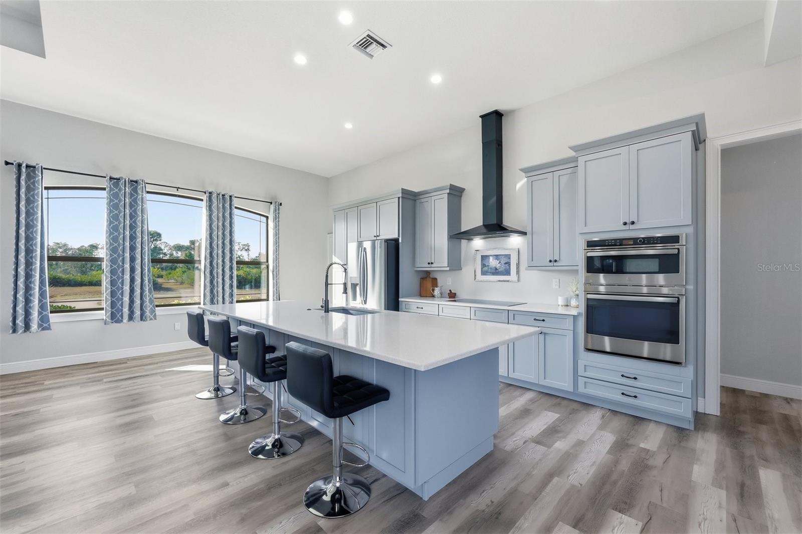 Listing photo id 14 for 5 Aye Court 