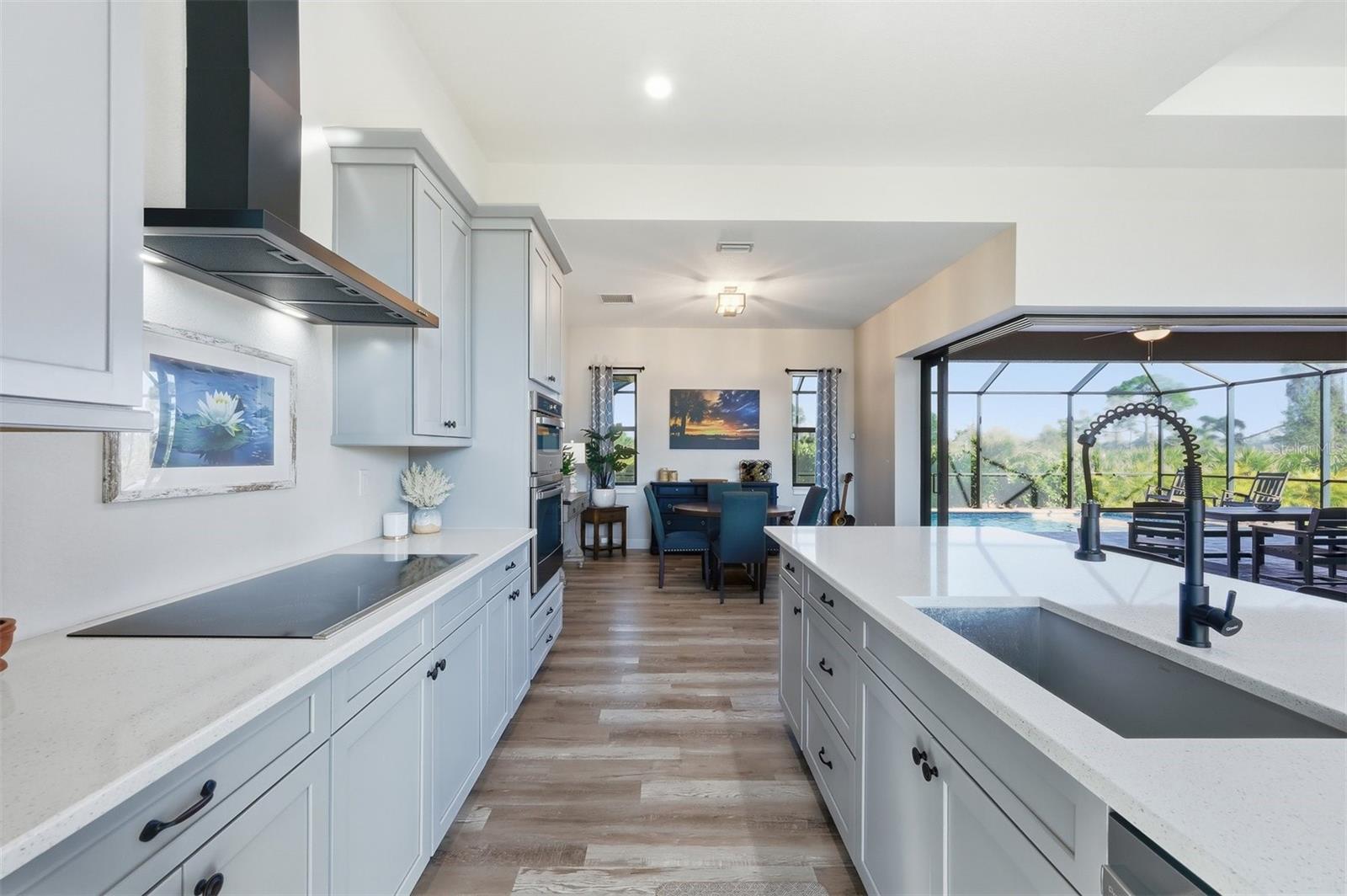 Listing photo id 18 for 5 Aye Court 