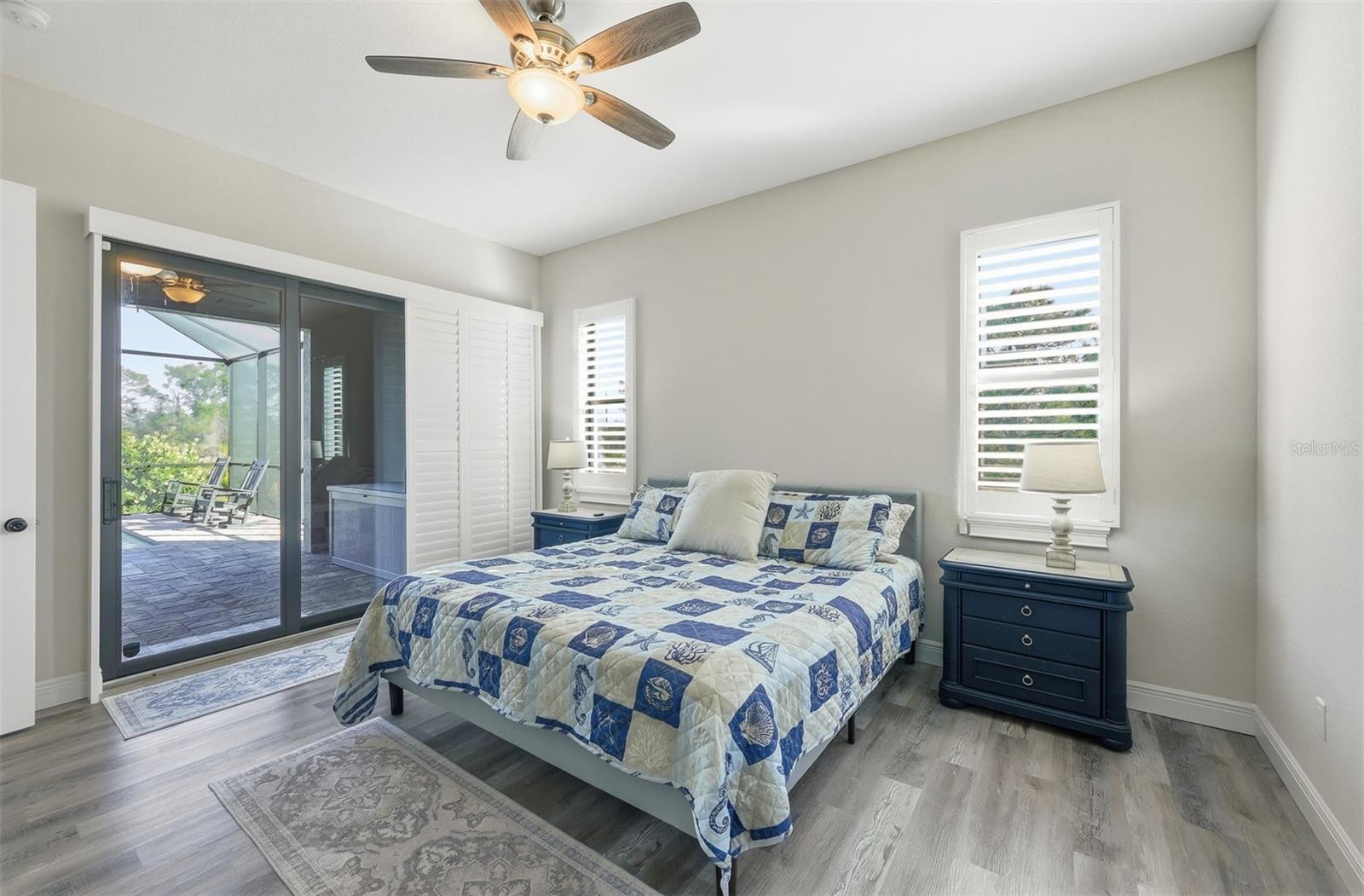 Listing photo id 24 for 5 Aye Court 