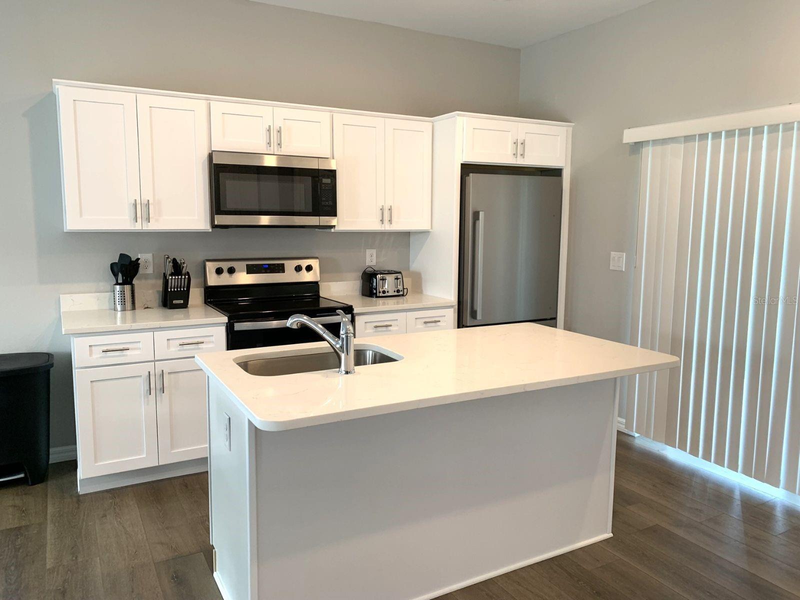 Image 3 of 14 For 10364 Kidron Avenue