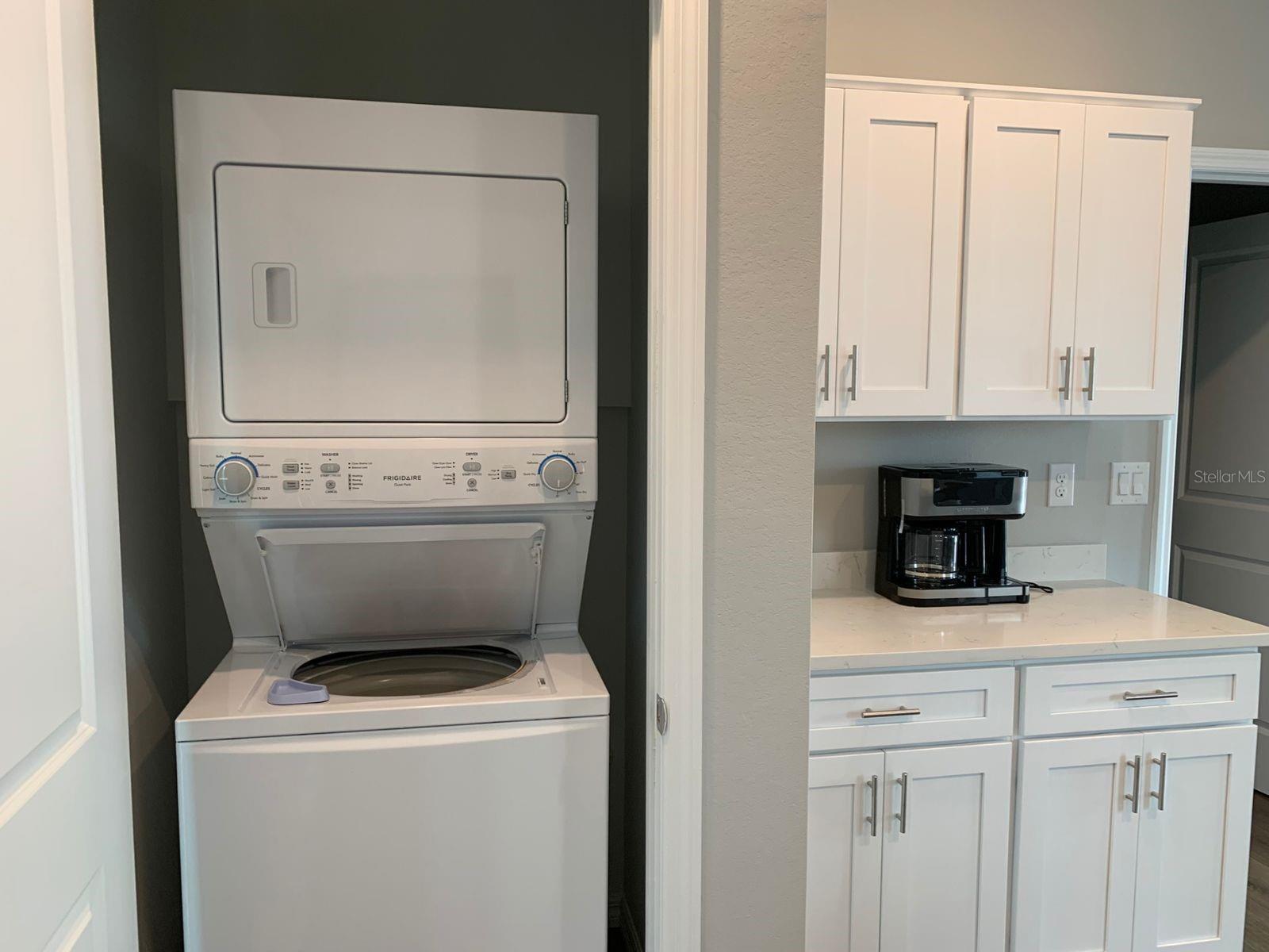 Image 5 of 14 For 10364 Kidron Avenue