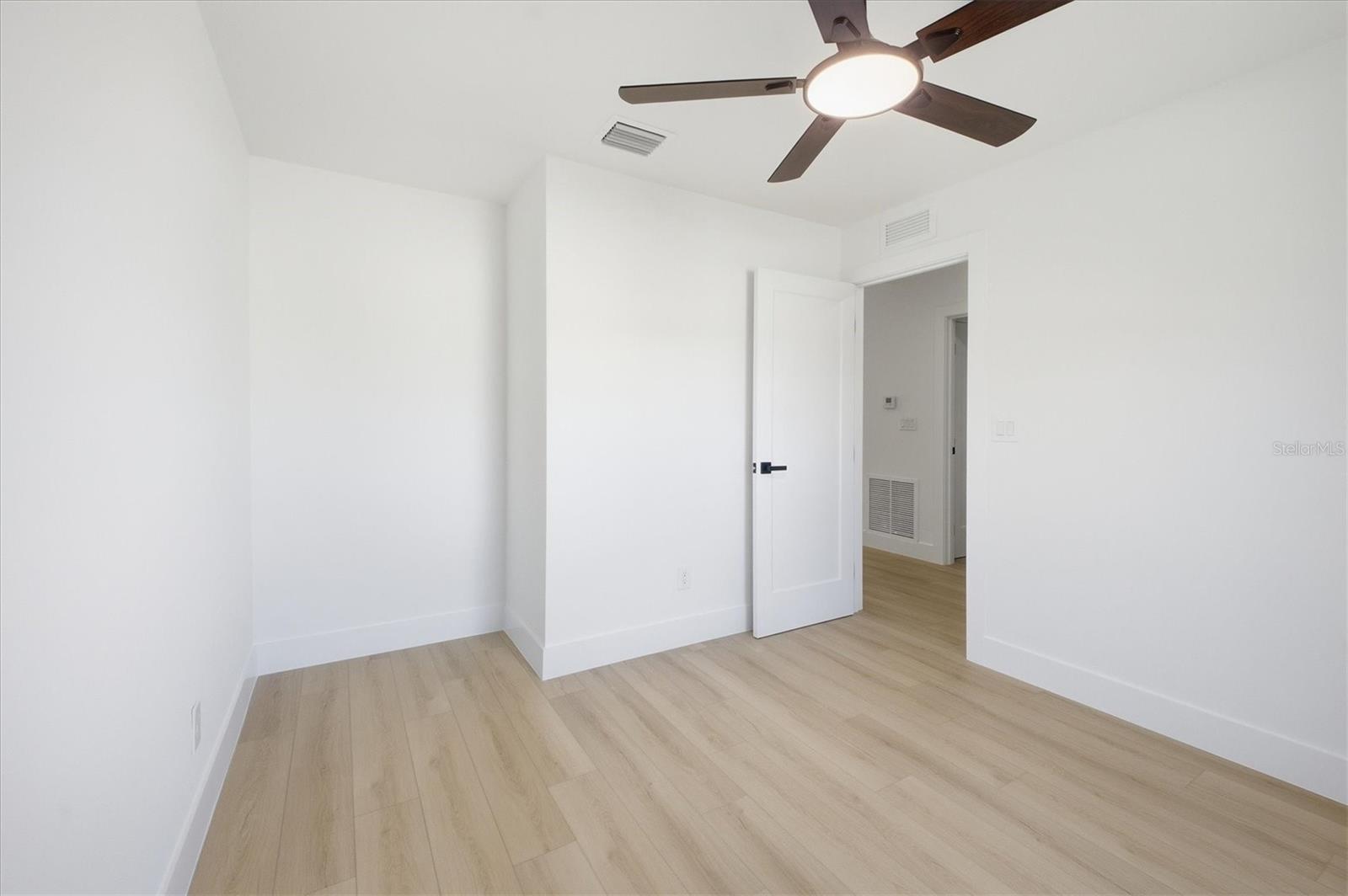 Image 16 of 43 For 17147 And 17149 Carleen Avenue