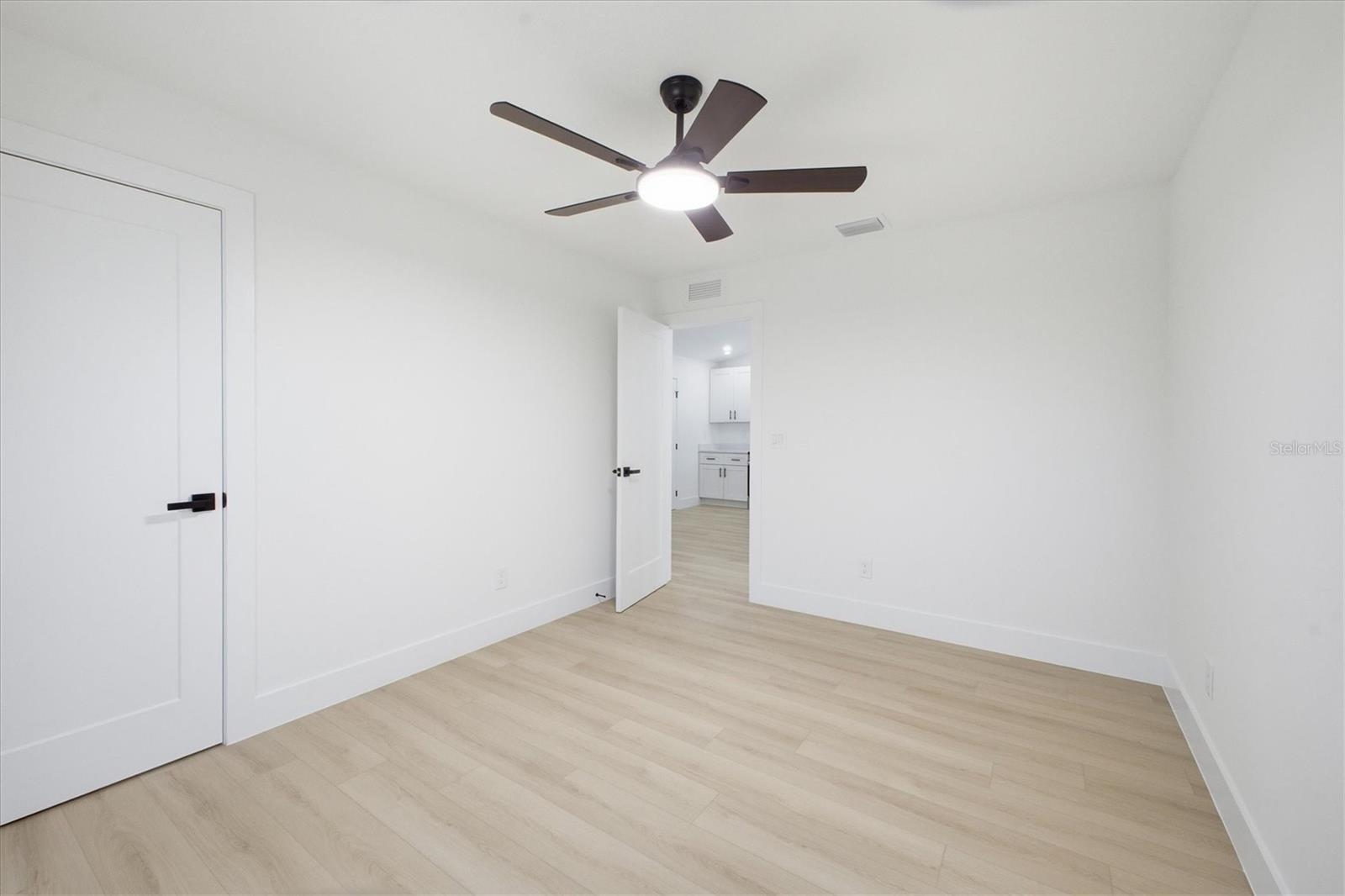 Image 21 of 43 For 17147 And 17149 Carleen Avenue