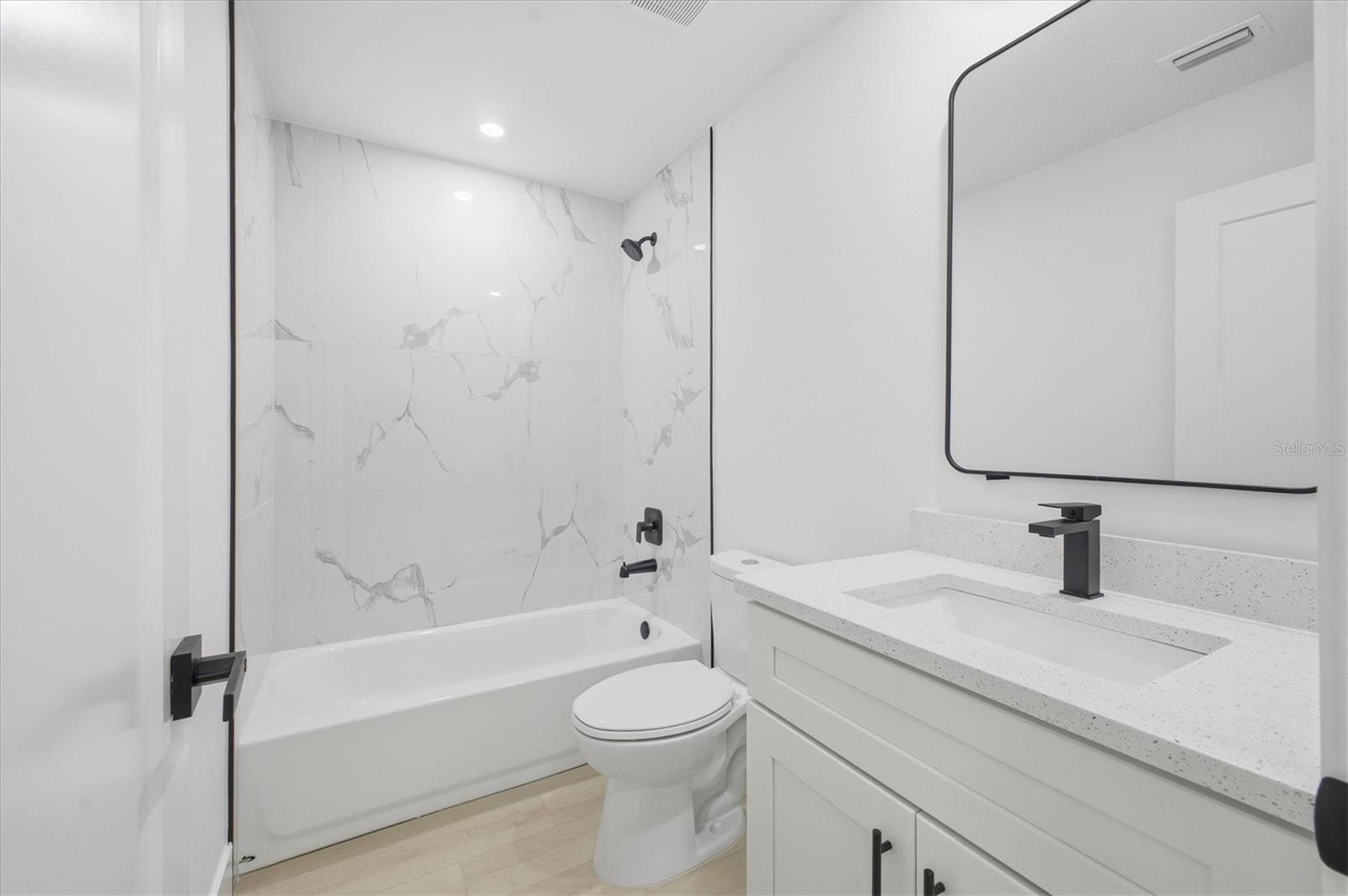 Image 26 of 43 For 17147 And 17149 Carleen Avenue