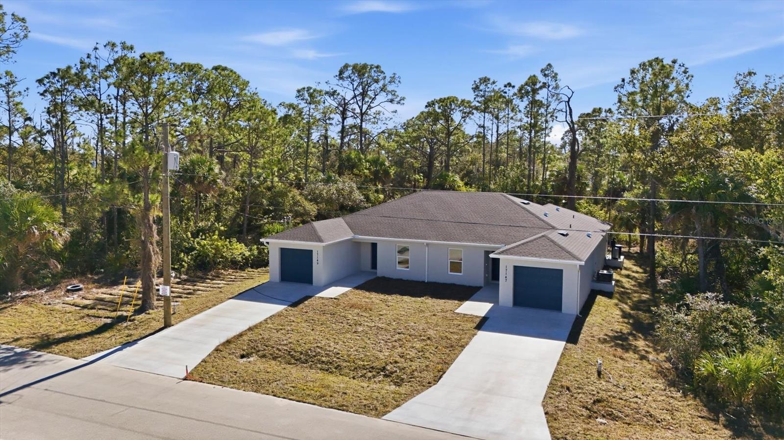 Image 4 of 43 For 17147 And 17149 Carleen Avenue