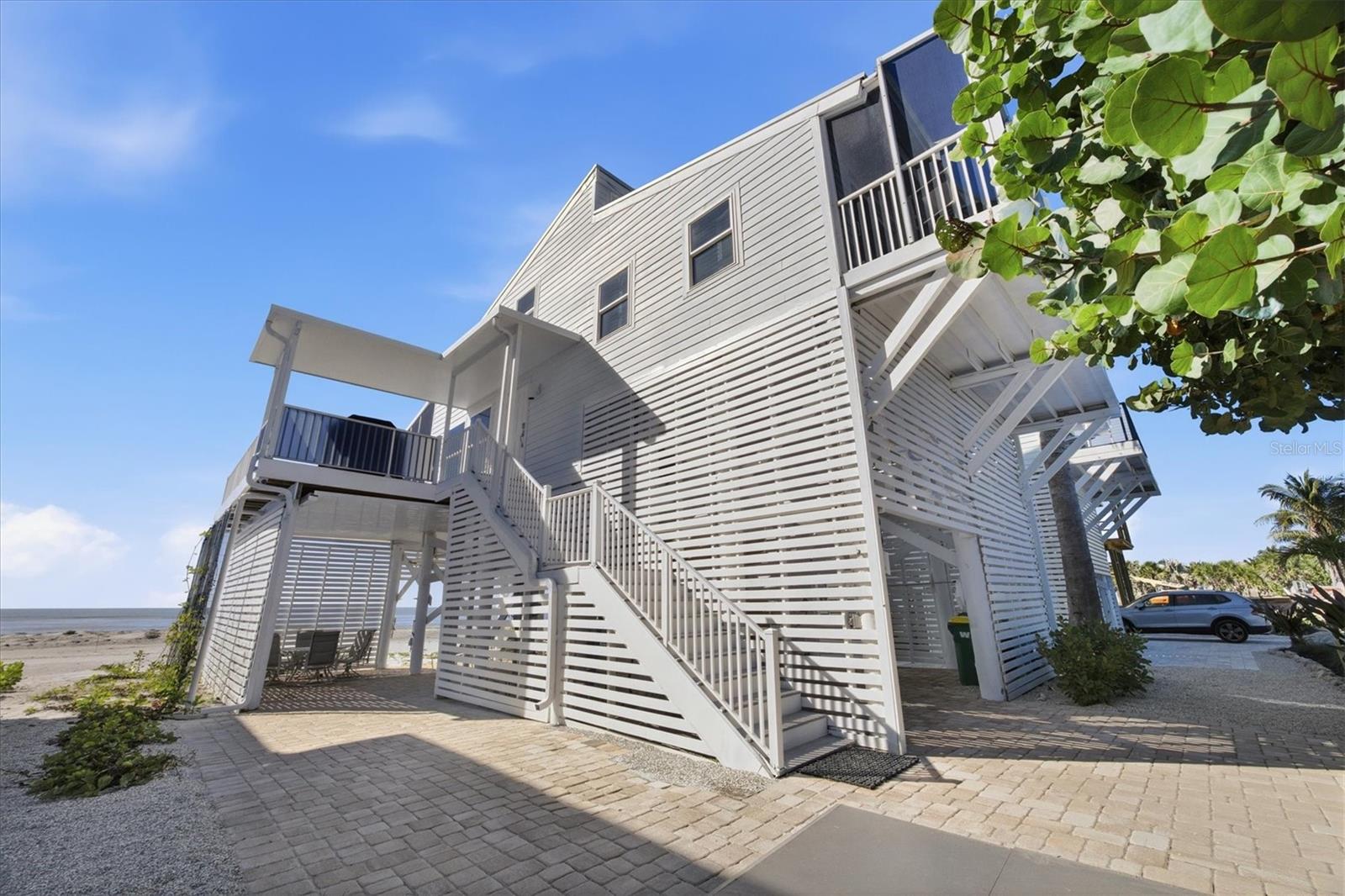 Image 11 of 47 For 33 Gulf Boulevard A