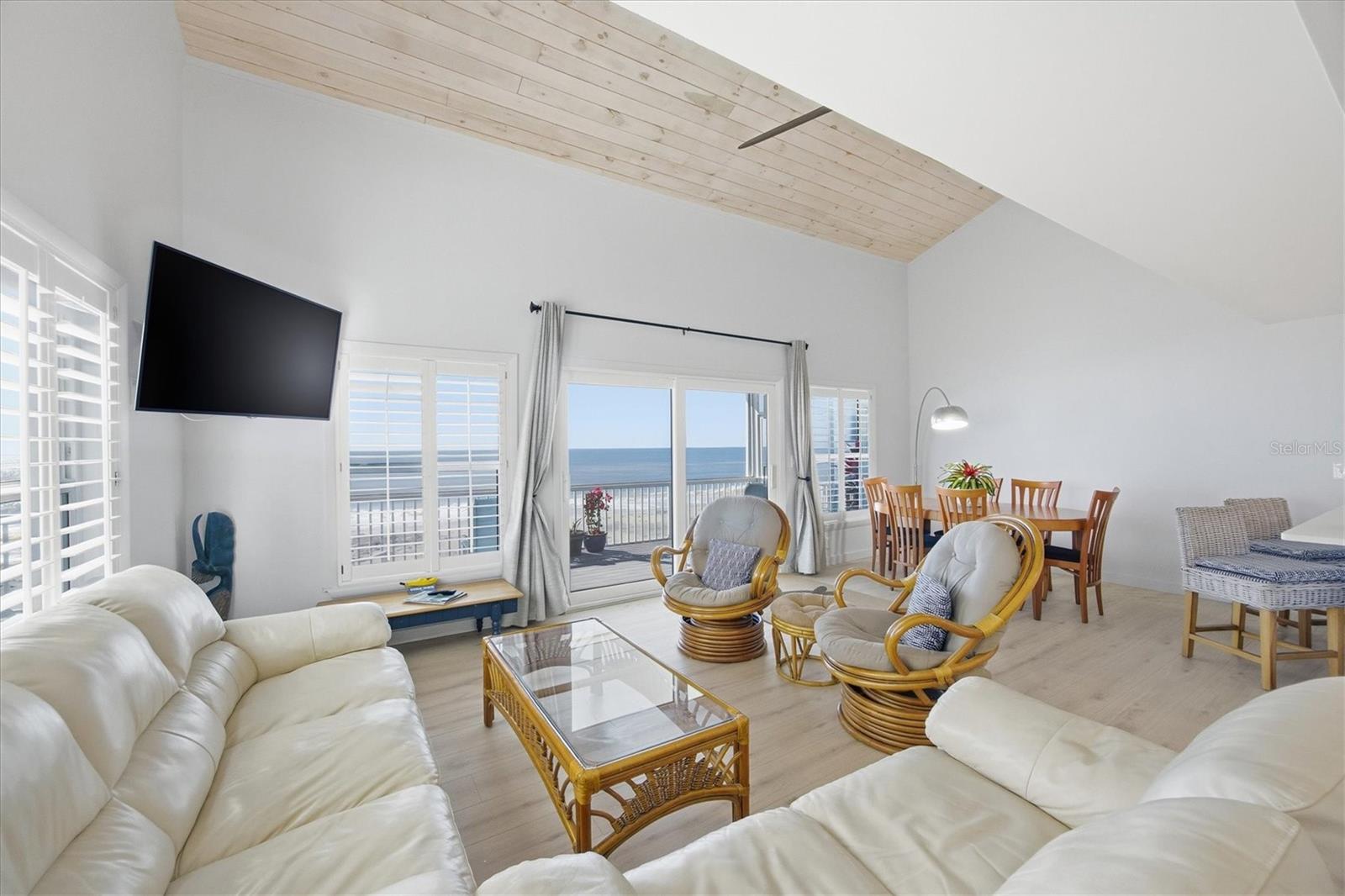 Image 20 of 47 For 33 Gulf Boulevard A