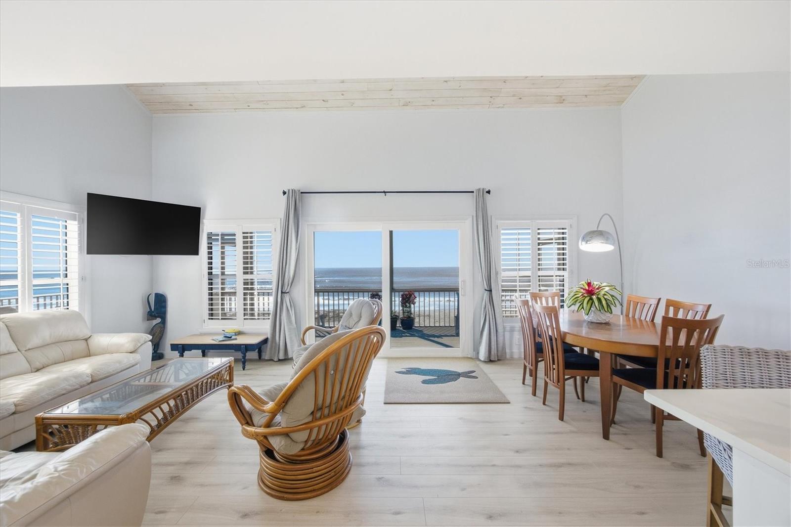 Image 21 of 47 For 33 Gulf Boulevard A