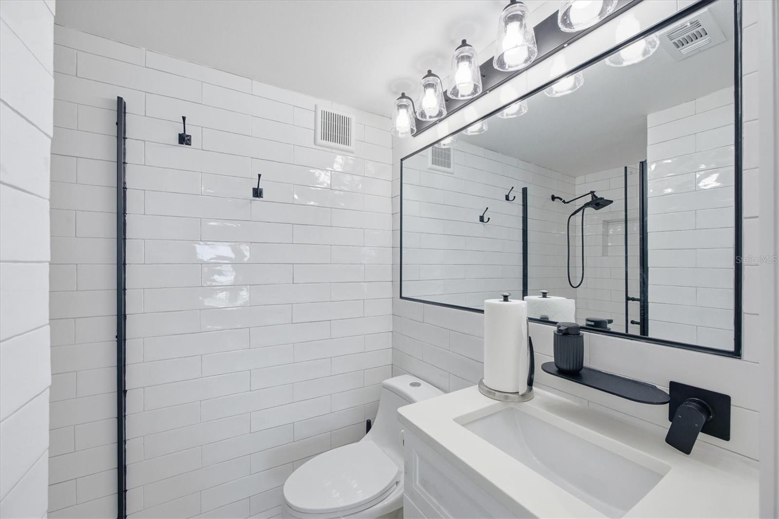 Image 23 of 47 For 33 Gulf Boulevard A