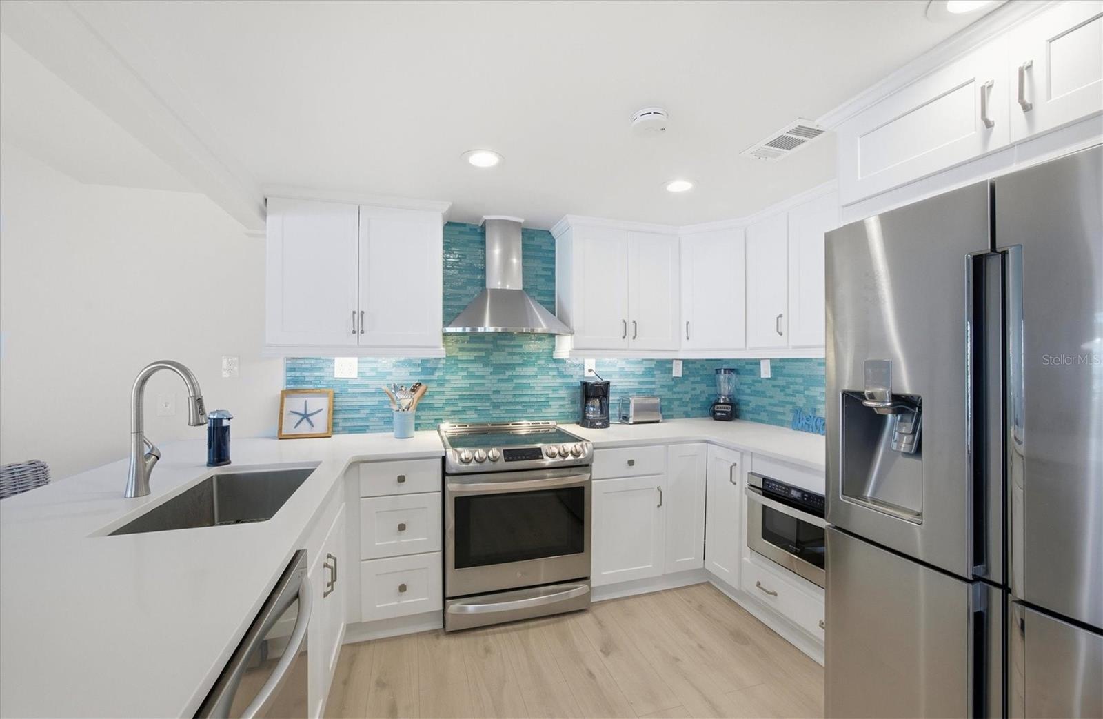 Image 27 of 47 For 33 Gulf Boulevard A