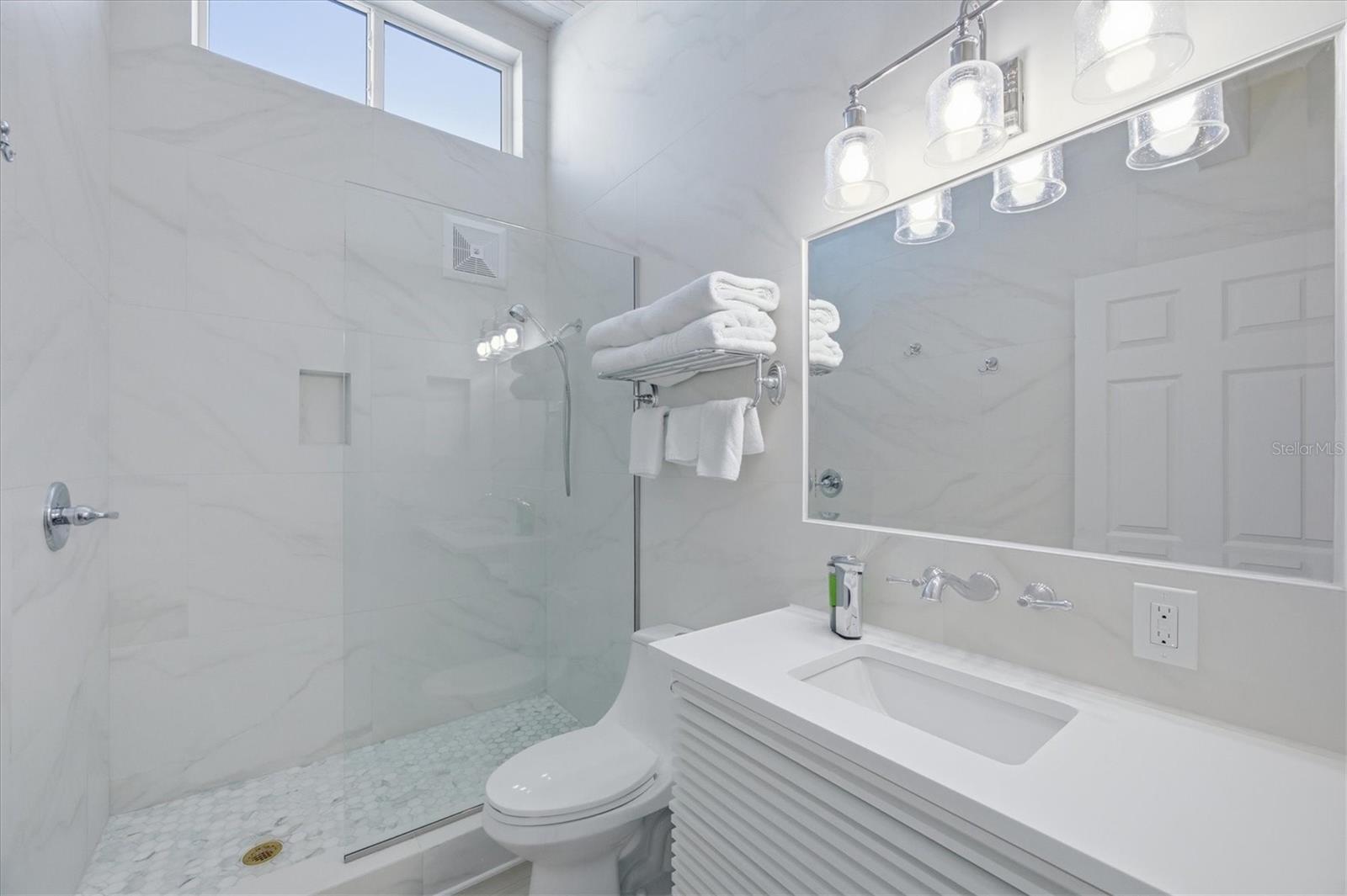 Image 33 of 47 For 33 Gulf Boulevard A