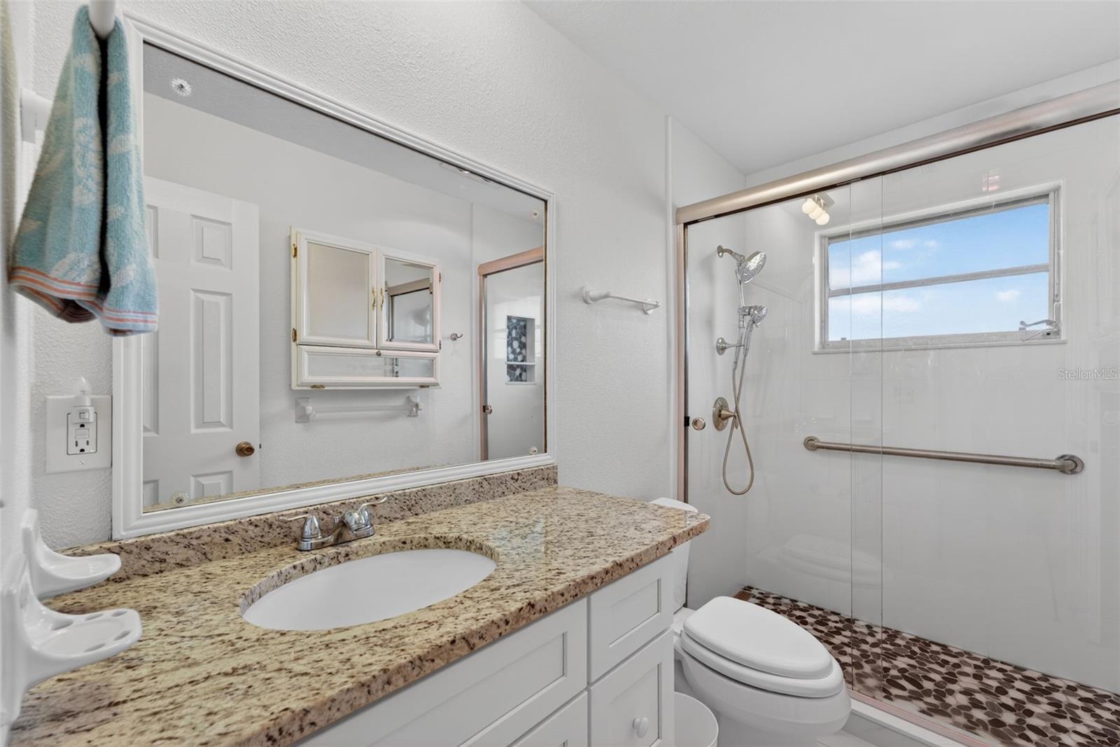 Image 19 of 53 For 1735 Loralin Drive