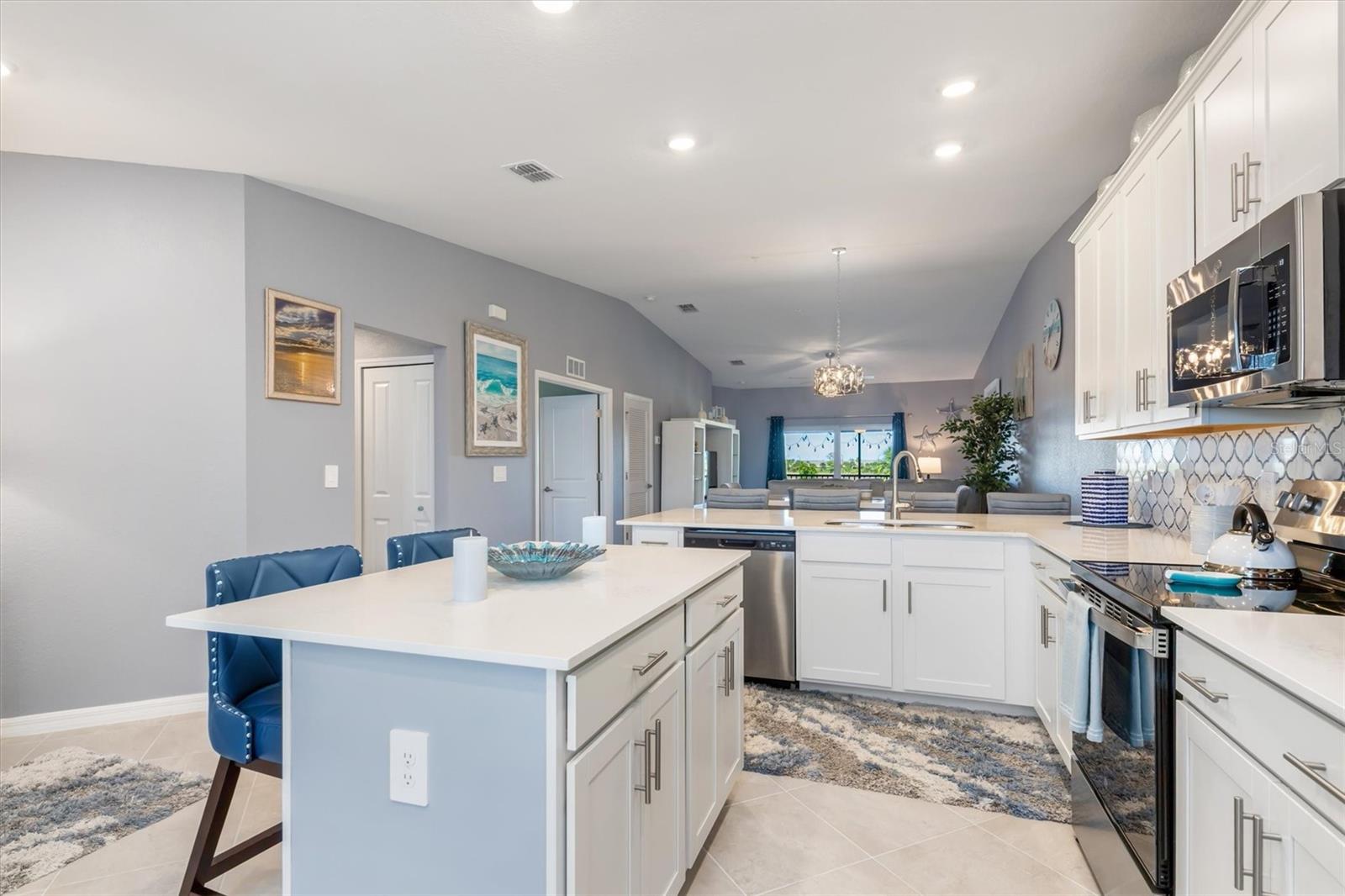 Image 7 of 54 For 17475 Opal Sand Drive 201