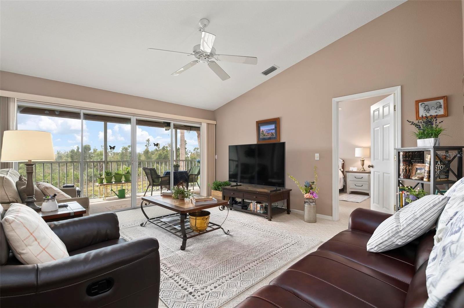 Image 10 of 39 For 202 Silver Lake Drive 203