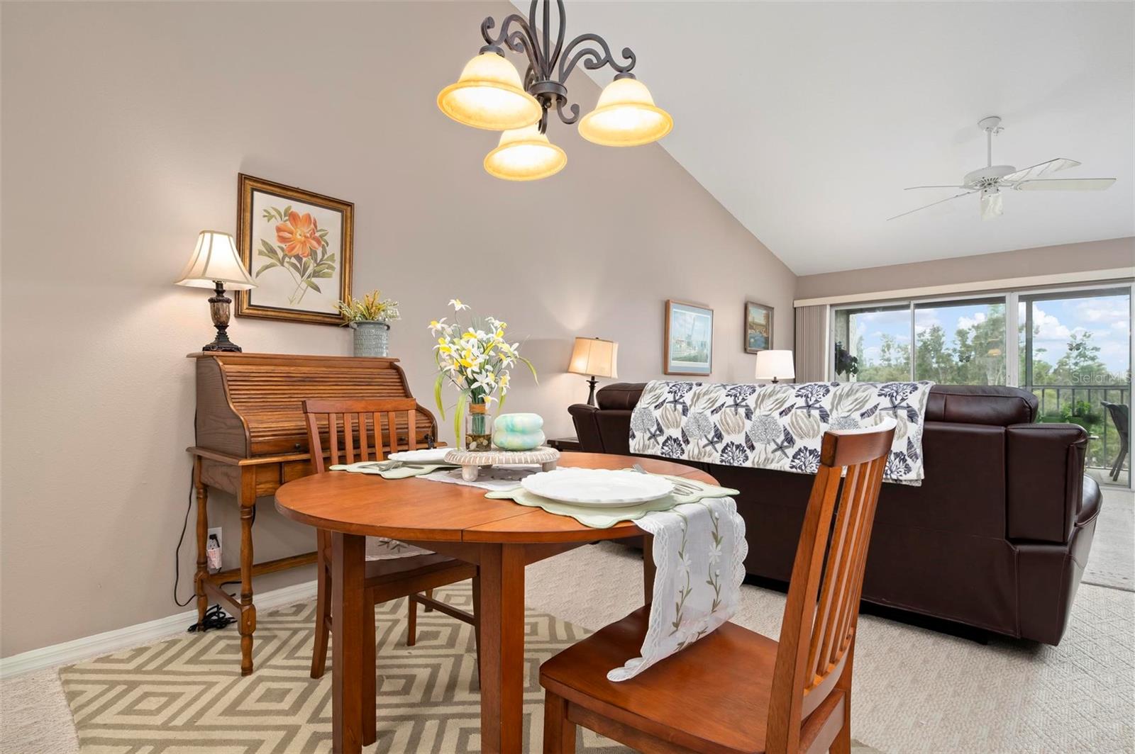 Image 15 of 39 For 202 Silver Lake Drive 203