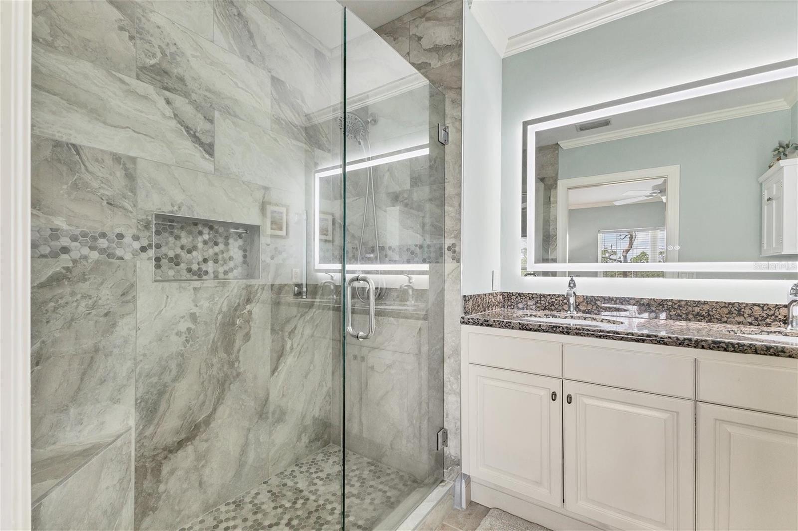 Image 20 of 27 For 8409 Placida Road 303