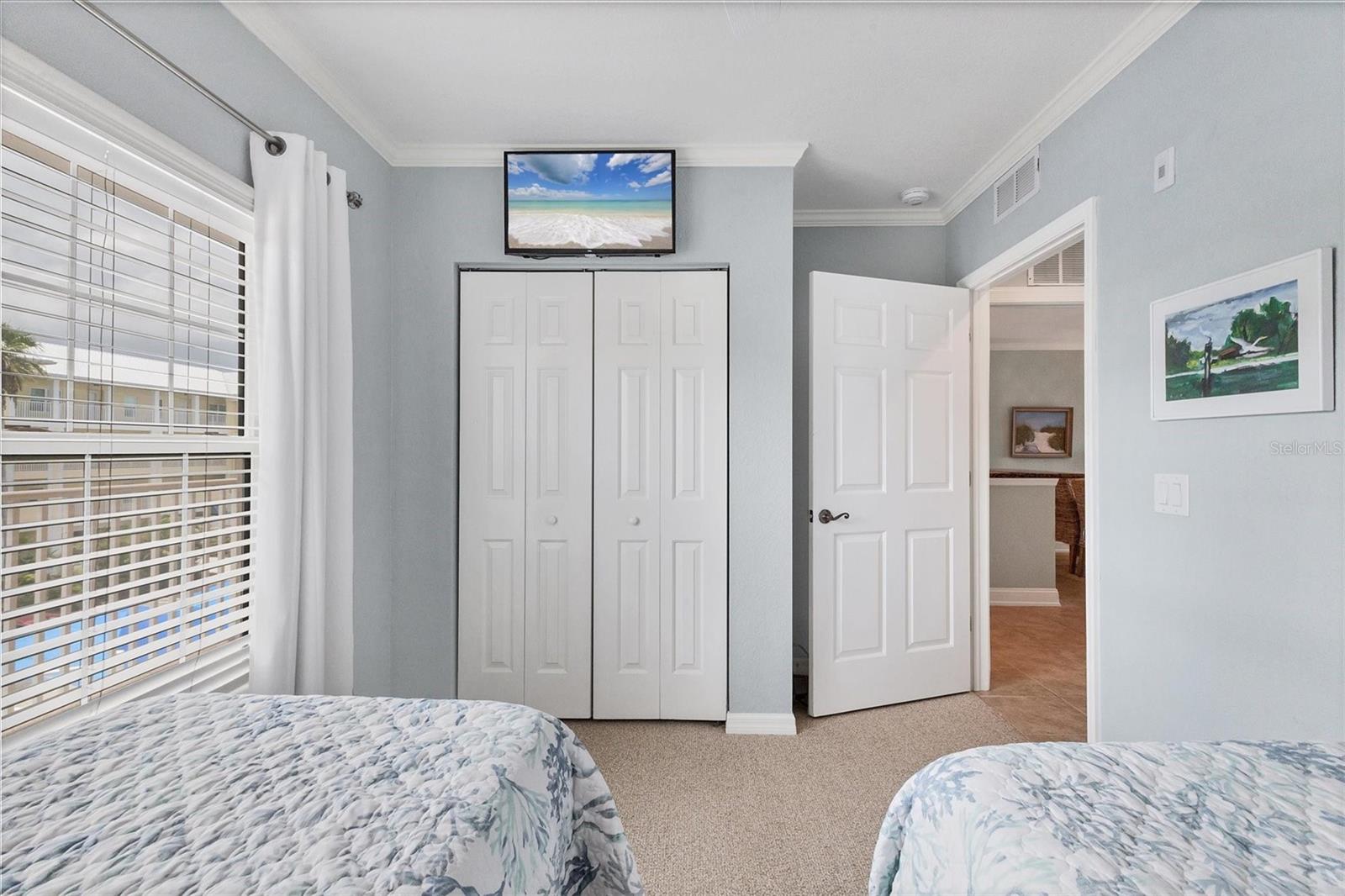 Image 22 of 27 For 8409 Placida Road 303