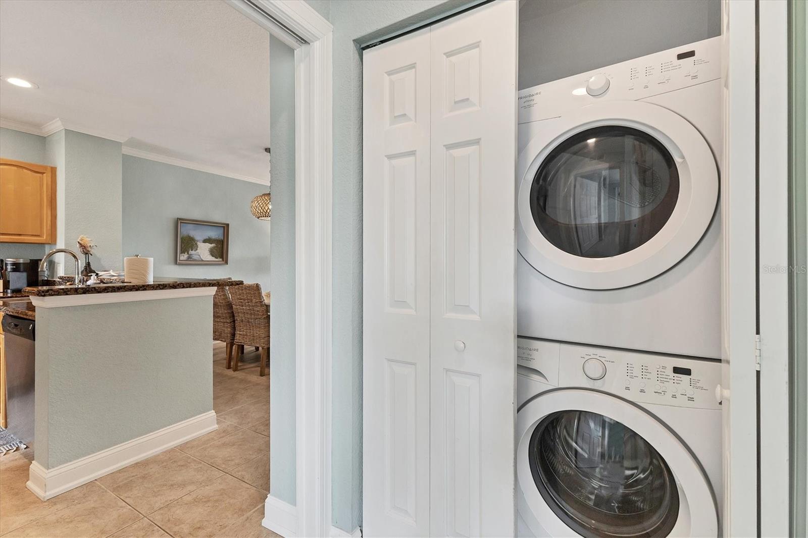 Image 25 of 27 For 8409 Placida Road 303