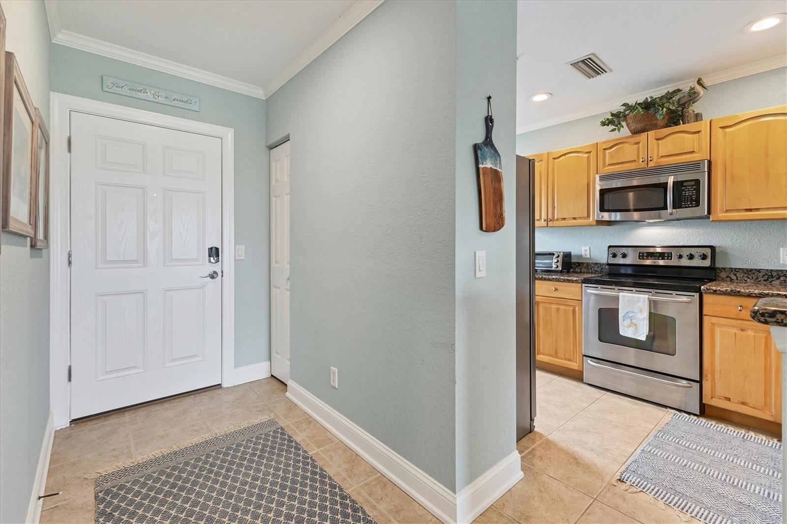 Image 5 of 27 For 8409 Placida Road 303