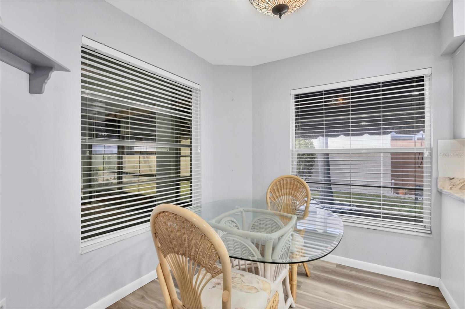 Image 21 of 56 For 687 Linden Drive