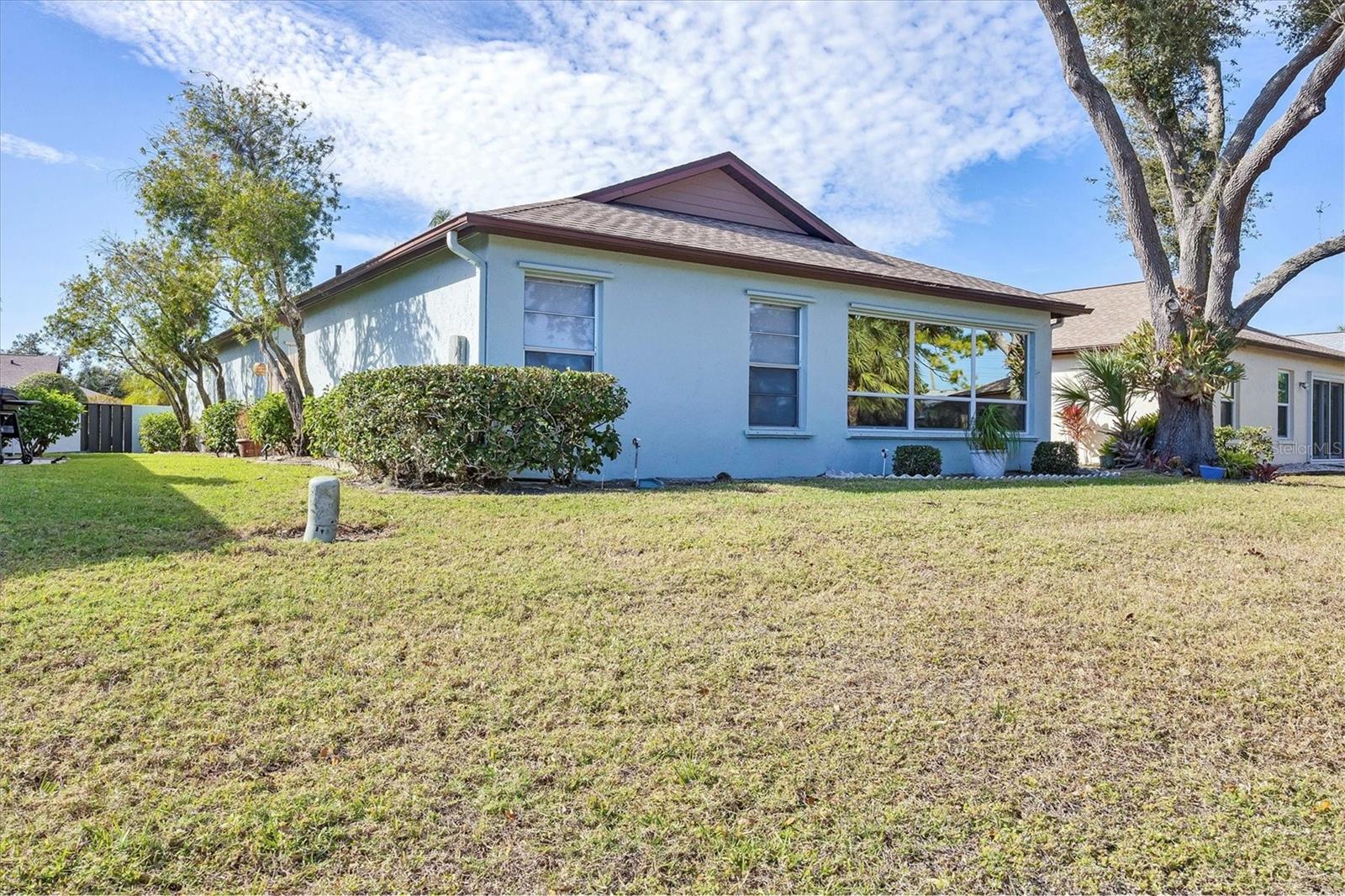 Image 35 of 56 For 687 Linden Drive