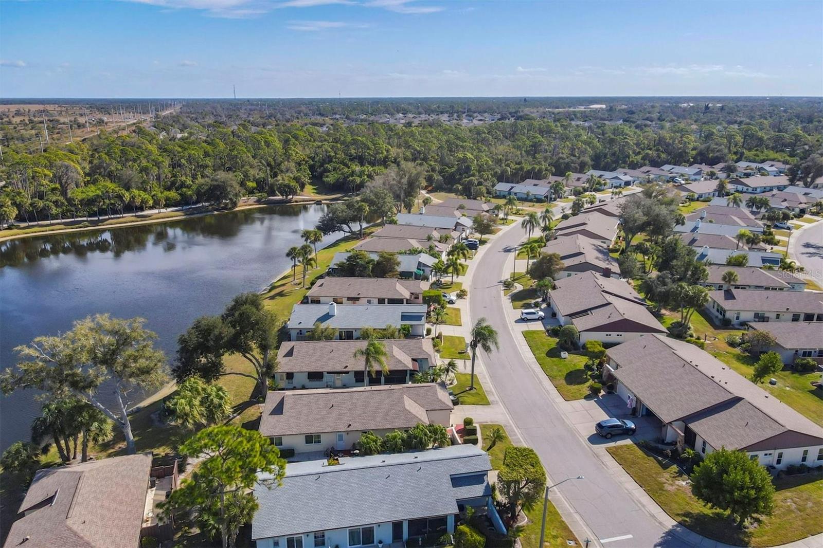 Image 5 of 56 For 687 Linden Drive