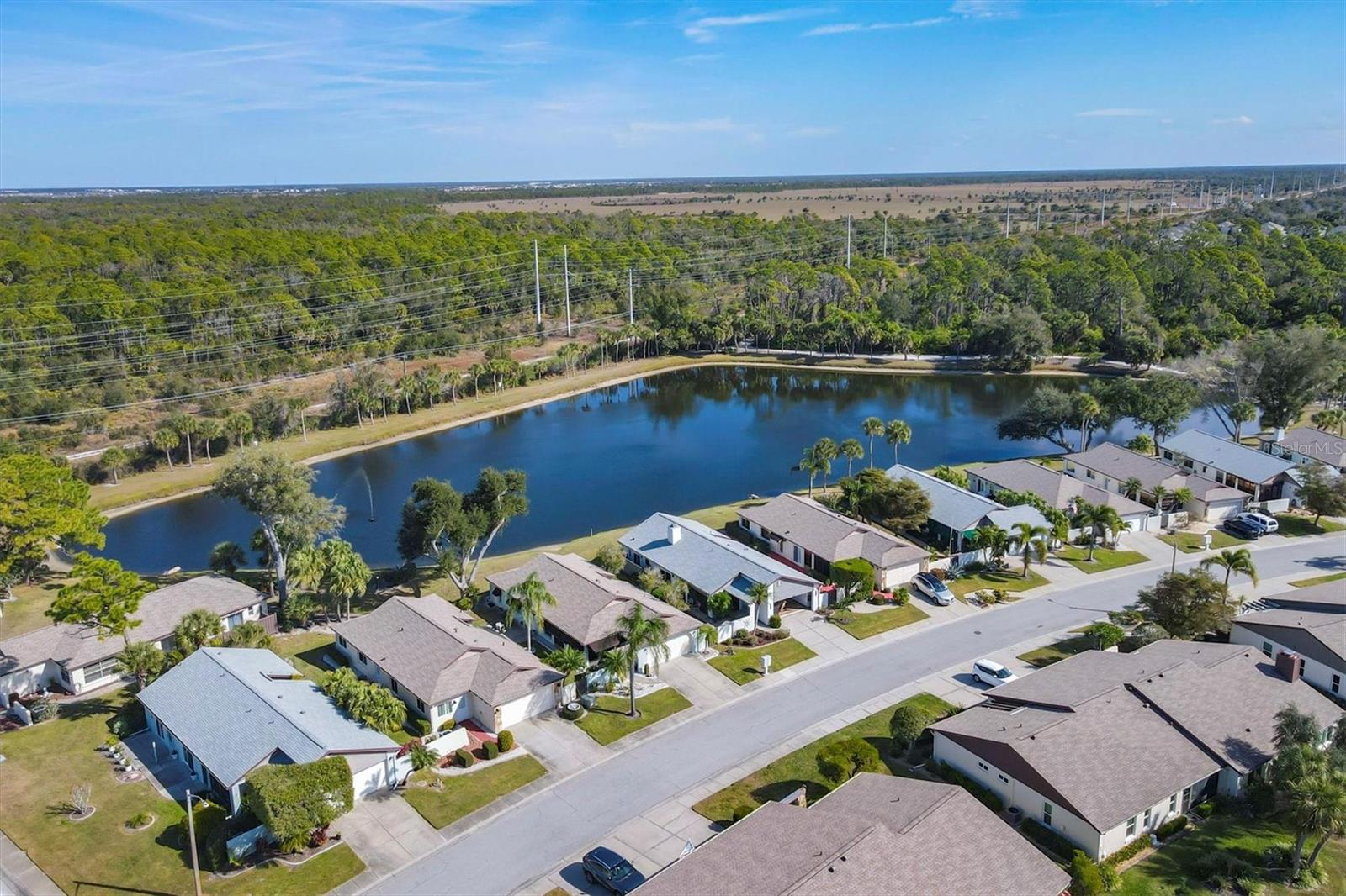 Image 6 of 56 For 687 Linden Drive